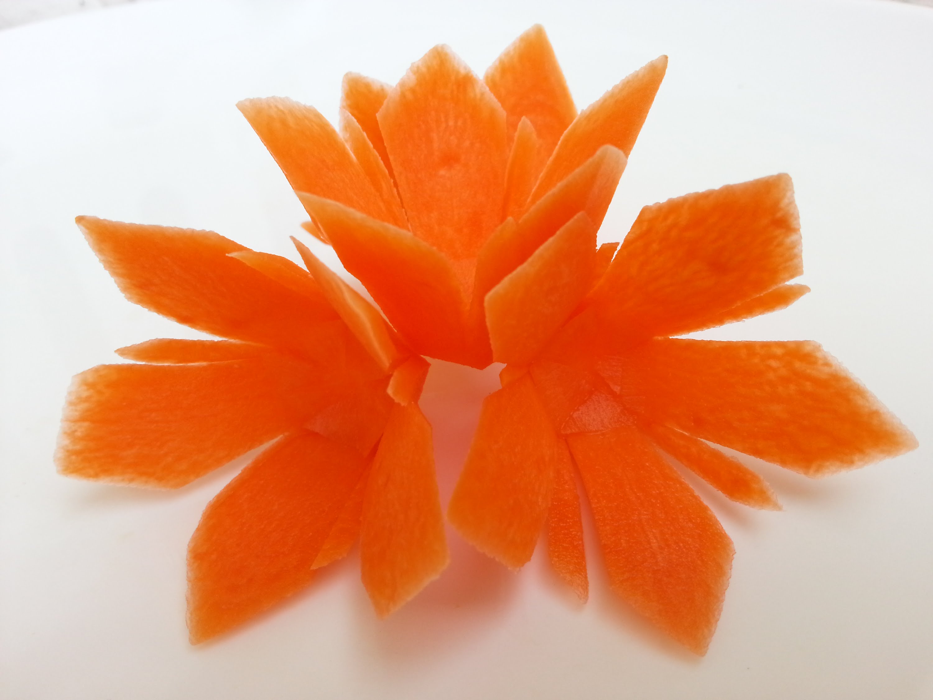 How to make a carrot flower - YouTube