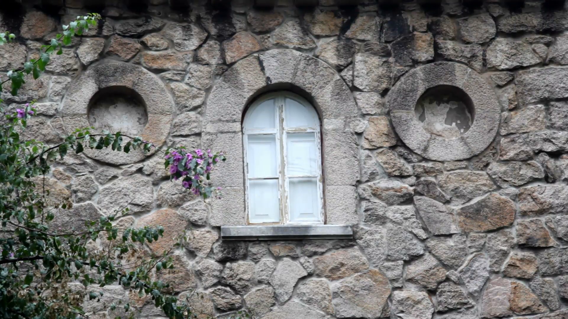 Palace castle window, Quinta da Regaleira estate, Sintra, Portugal ...