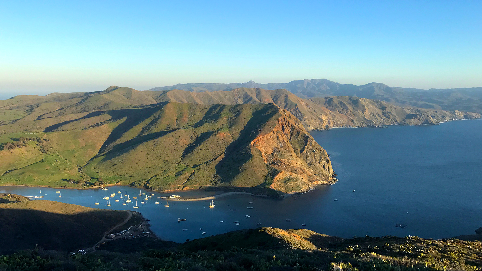 Catalina Harbor Cam - Live video from Two Harbors, Catalina ...