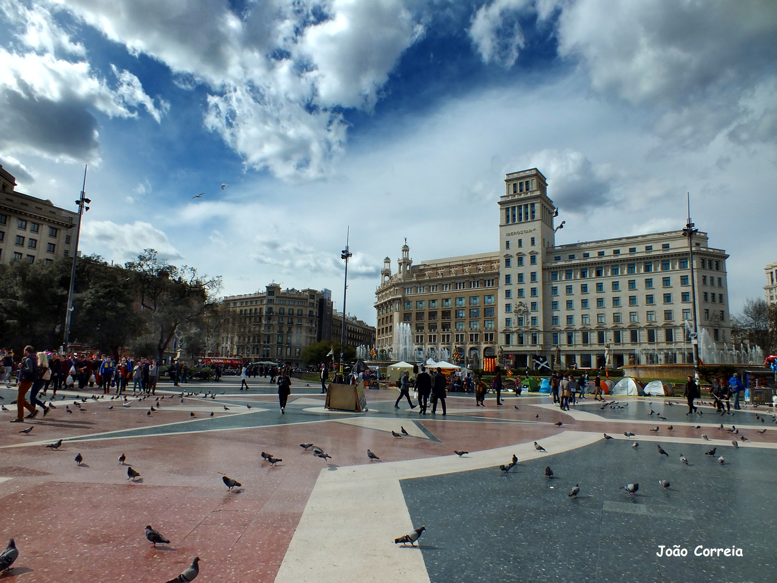 Catalonia Square, a photo from Barcelona, Catalonia | TrekEarth