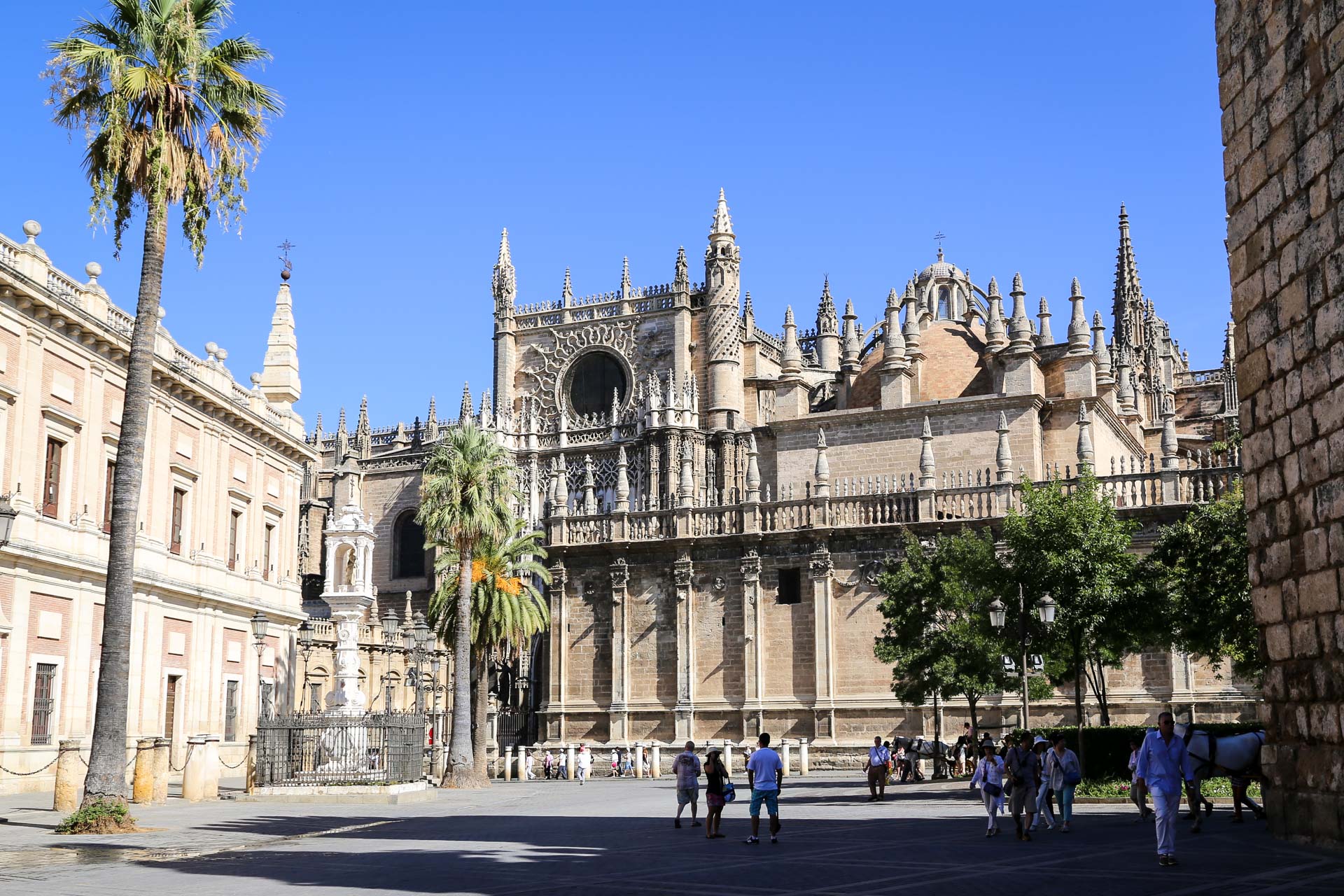 Visiting Seville Cathedral & Climbing La Giralda Tower - The ...