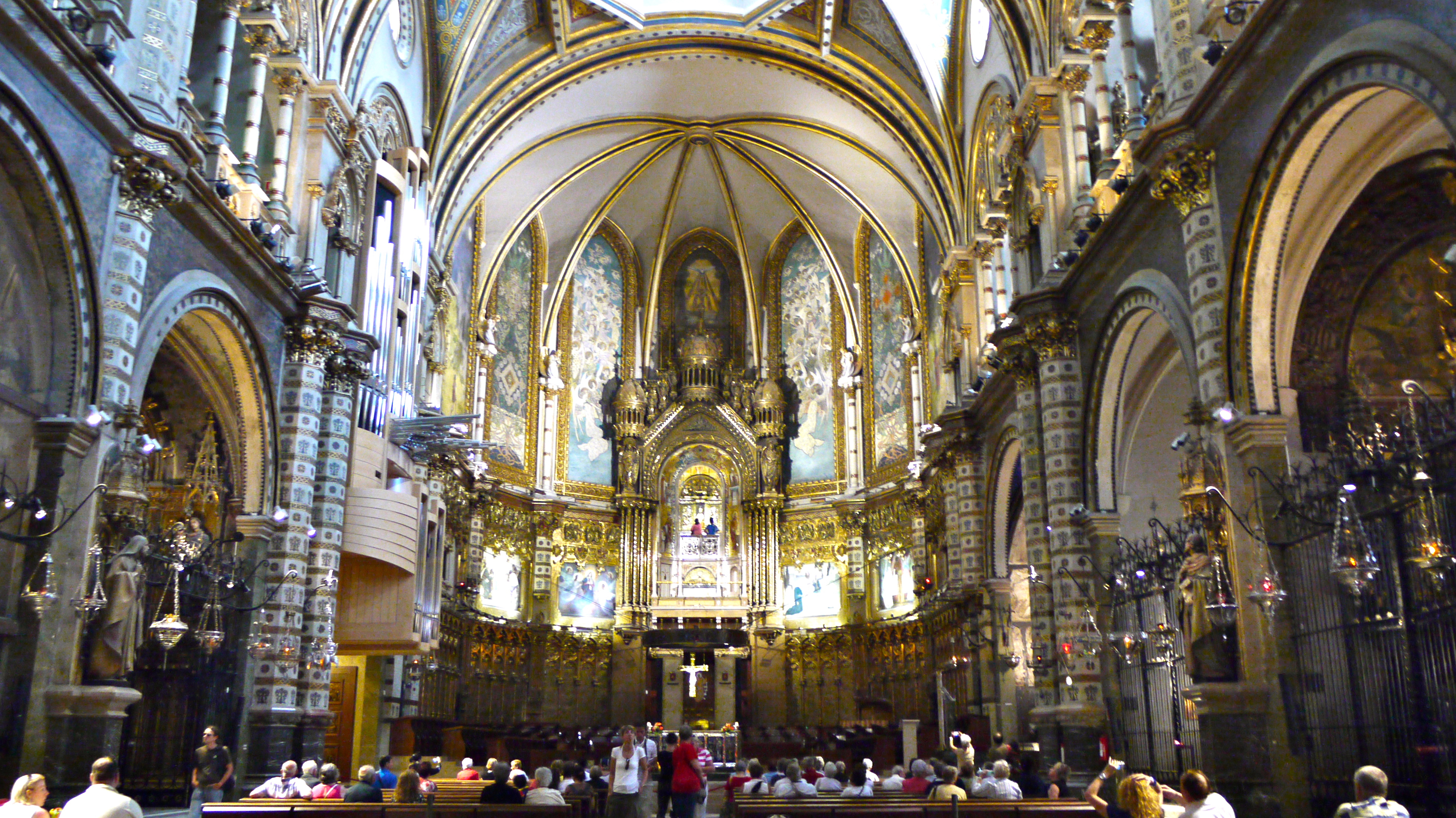 File:P1110025 Montserrat, Basilica Santa Maria de Montserrat, la nef ...