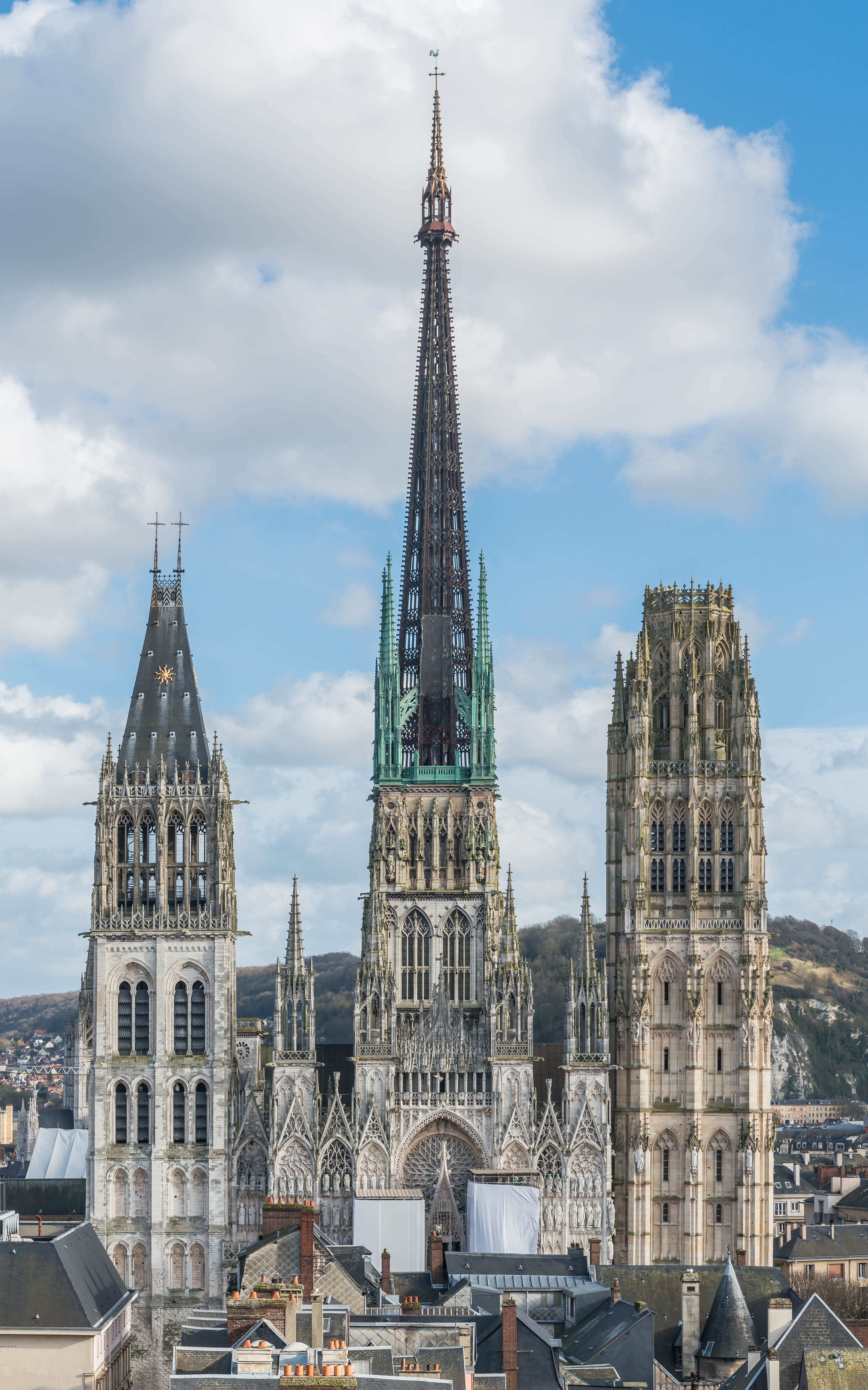 File:Rouen Cathedral as seen from Gros Horloge 140215 4.jpg ...