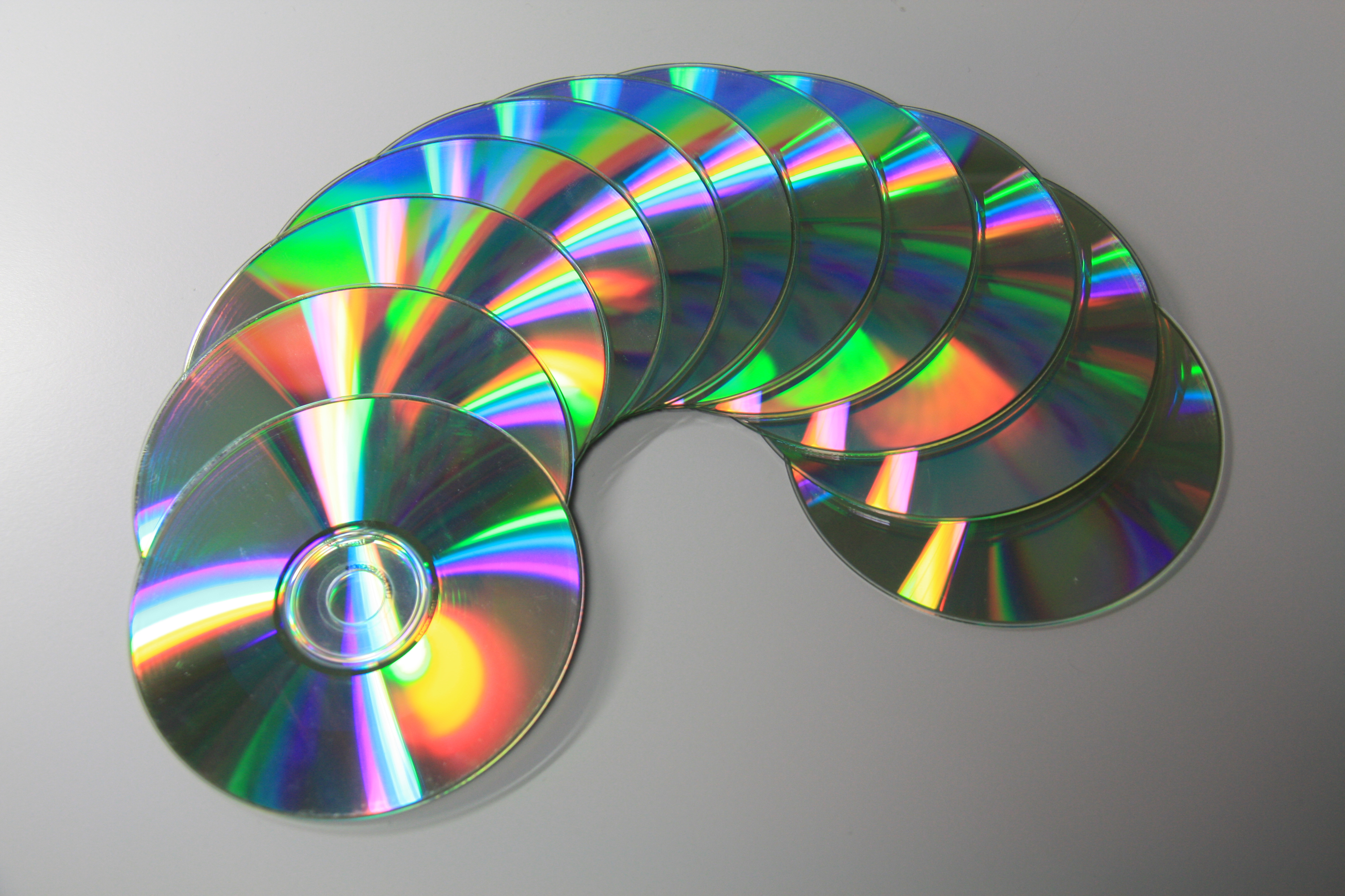 Looking to Rip Your CD Collection? Here's Four of The Most Popular ...
