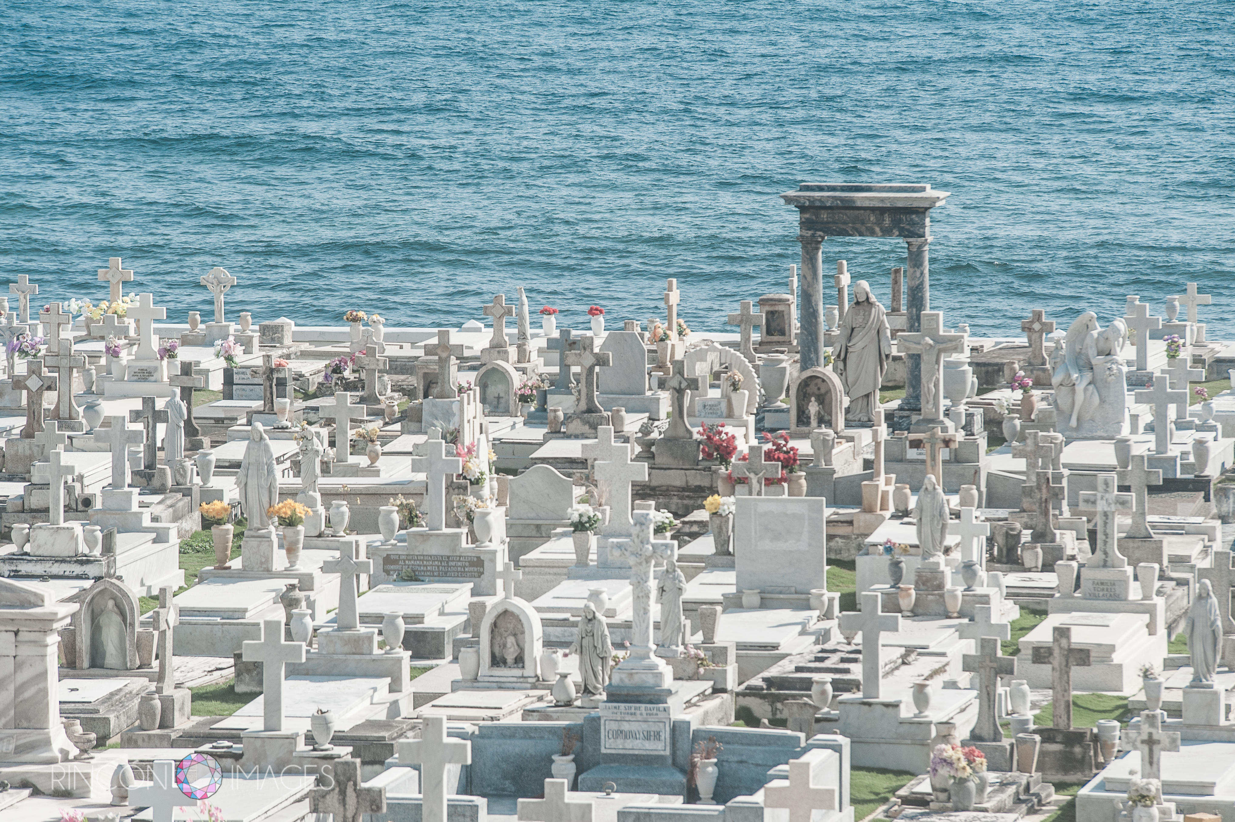 cemetery art – Puerto Rico Wedding Photographer