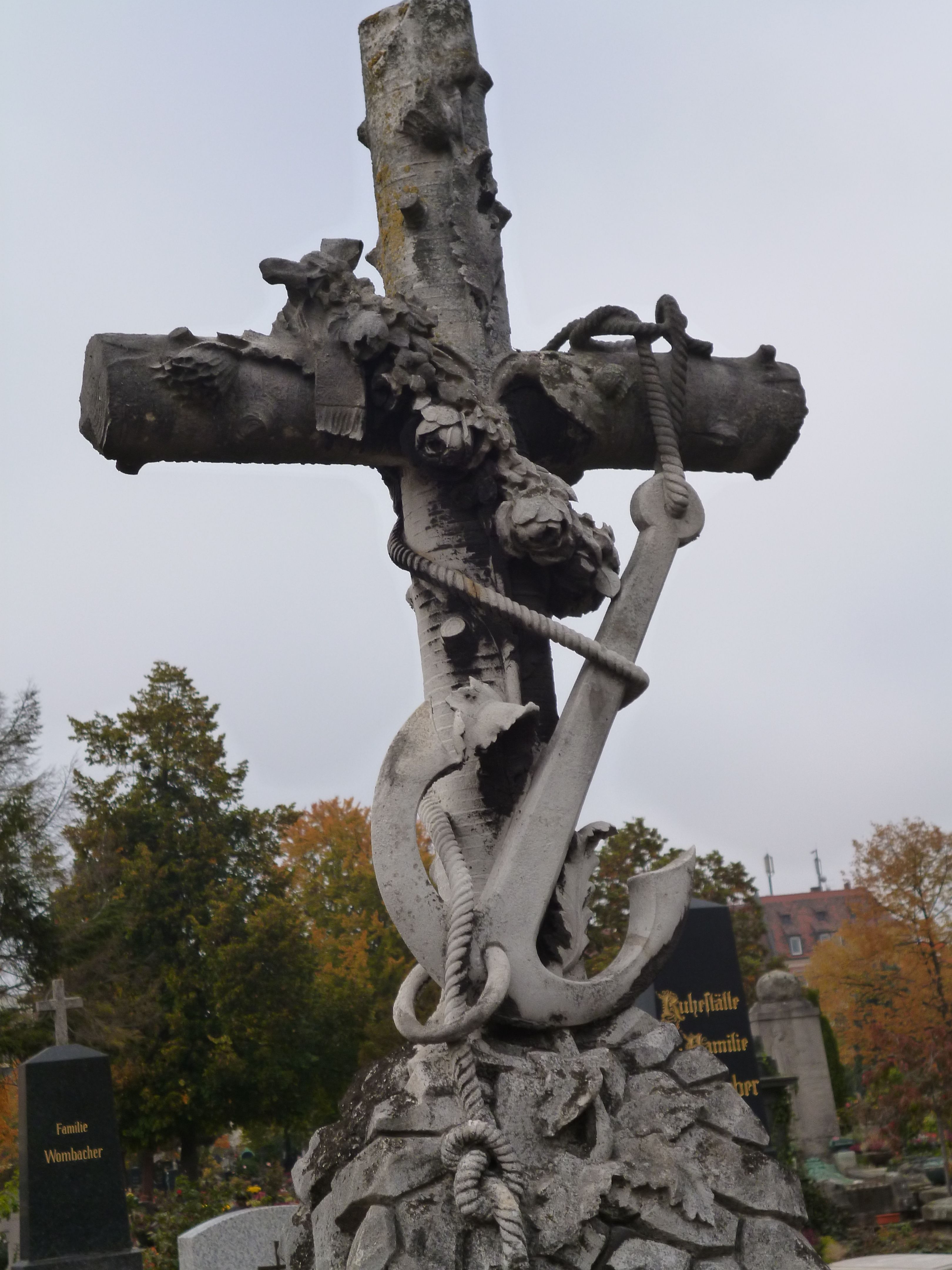 a gravestone on the Johannis-cemetery in Nürnberg, Germany | Odd ...