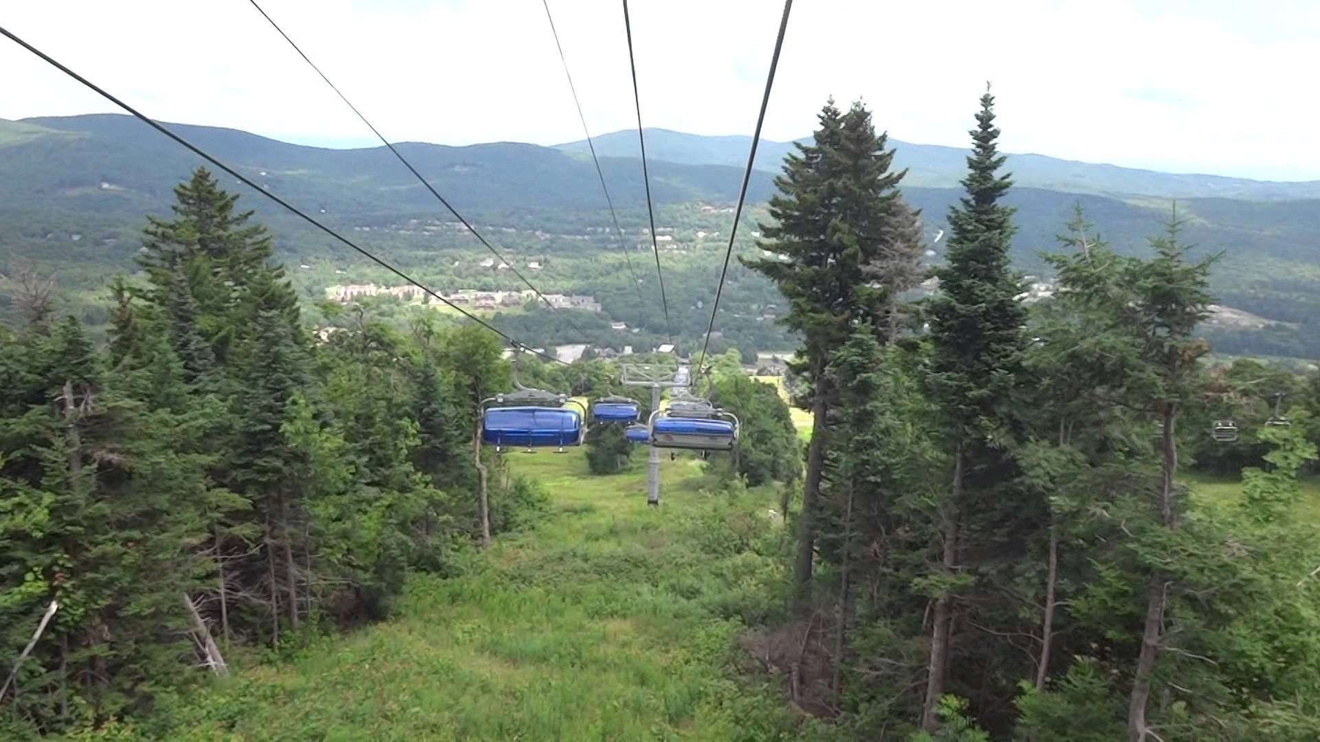 Scenic Chairlift Ride down Mount Snow - YouTube