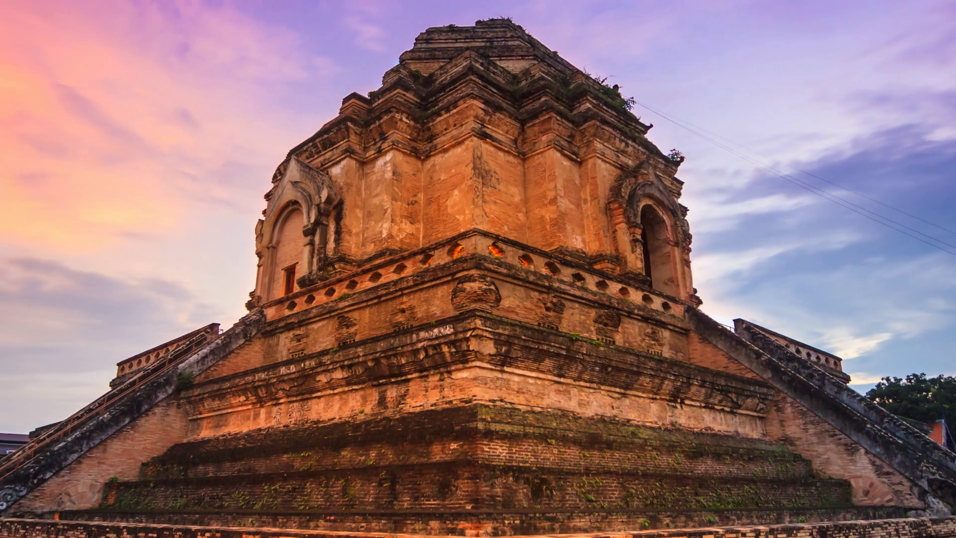 Wat Chedi Luang Landmark Travel Temple Of Chiang Mai, Thailand Day ...