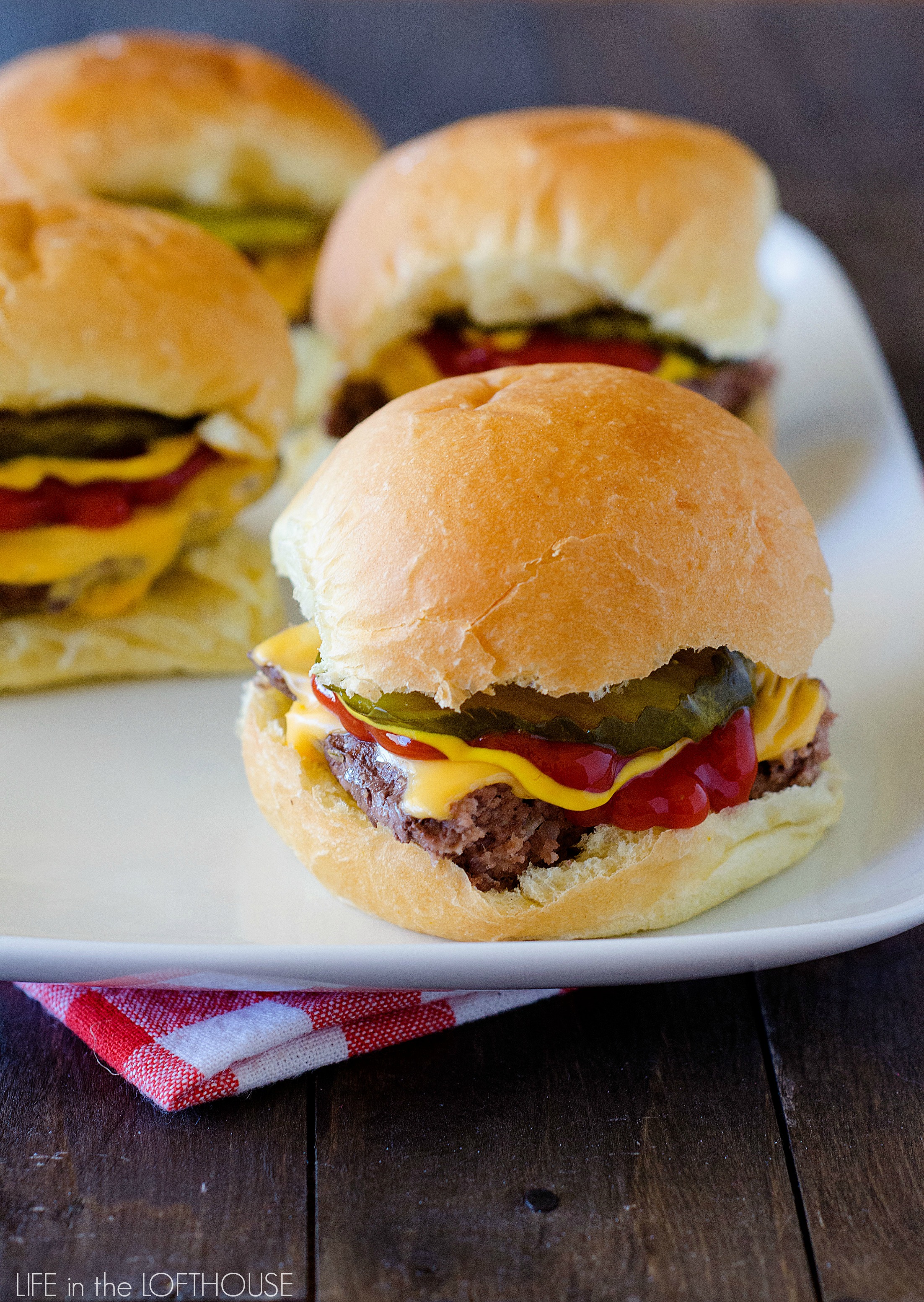 Cheeseburger Sliders - Life In The Lofthouse