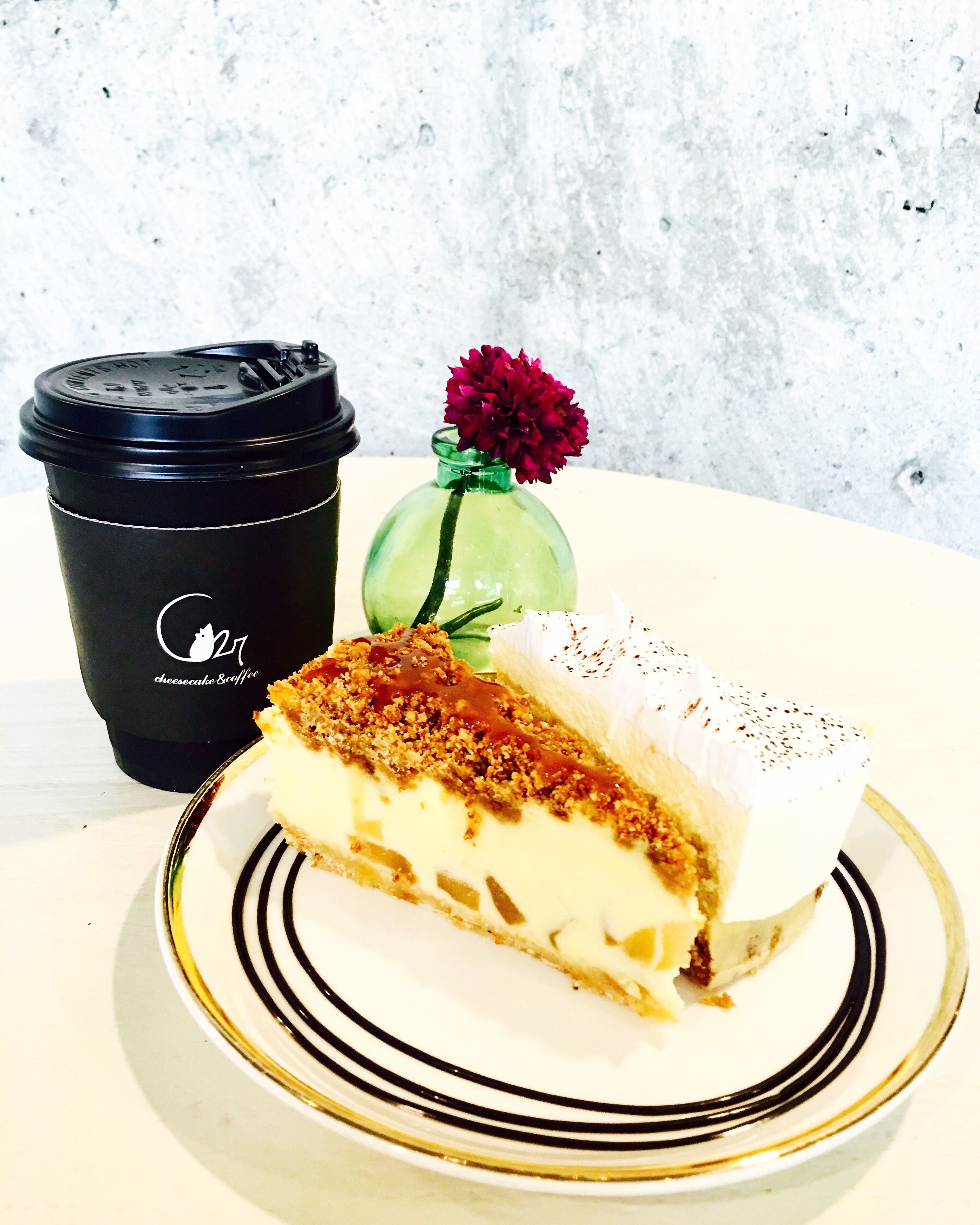 Cheesecake & Coffee C27 – Sinsa | Hello Sunshine