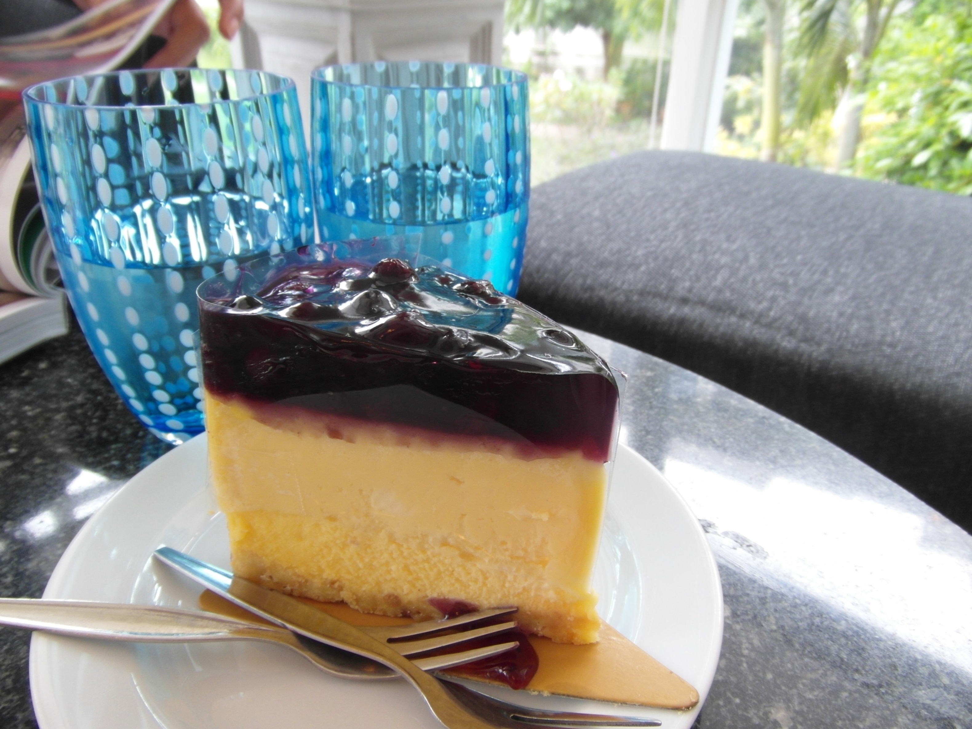 Cheesecake and water photo