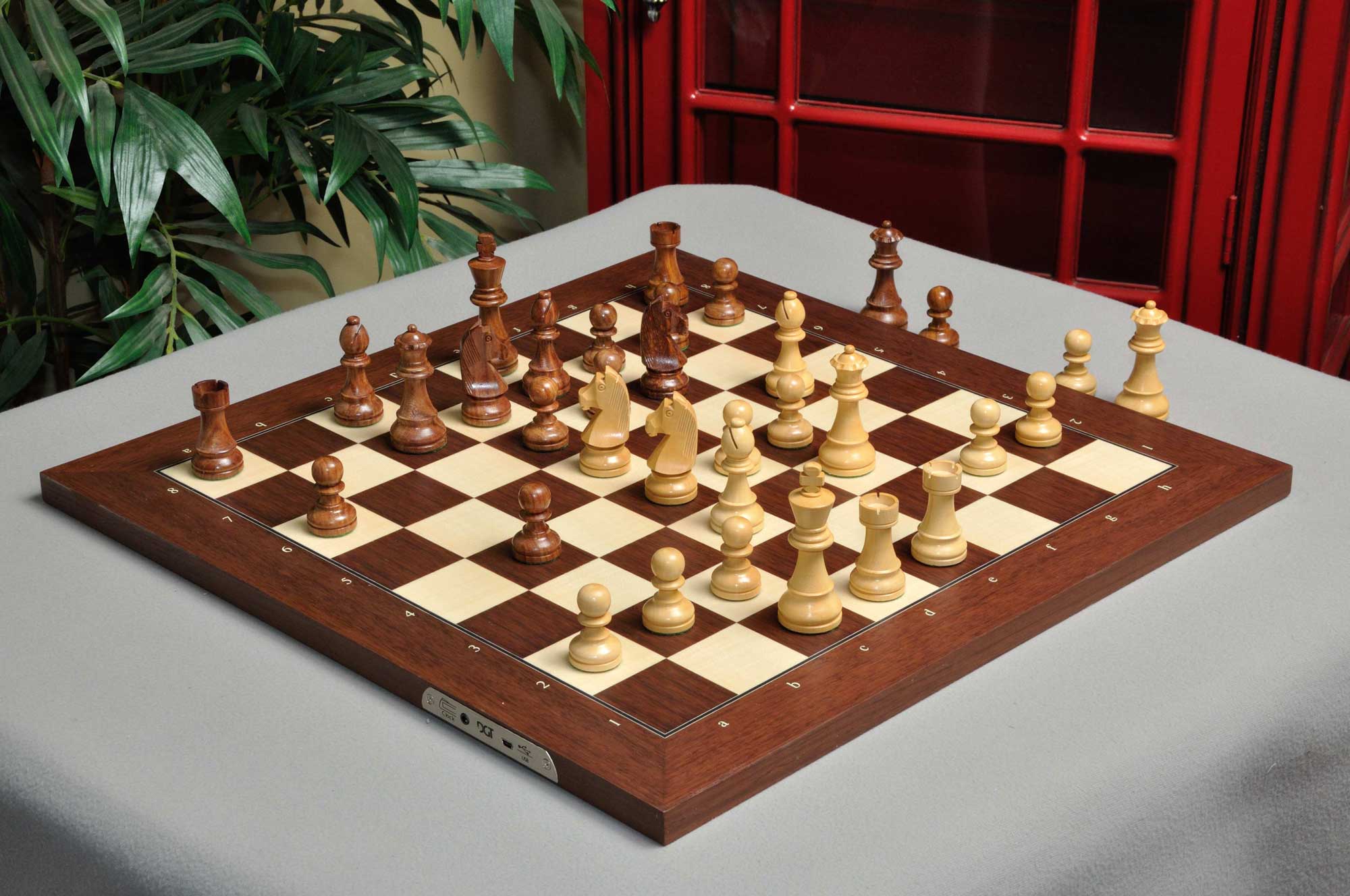 The DGT Projects Electronic Chess Board (eBoard) - USB Rosewood ...