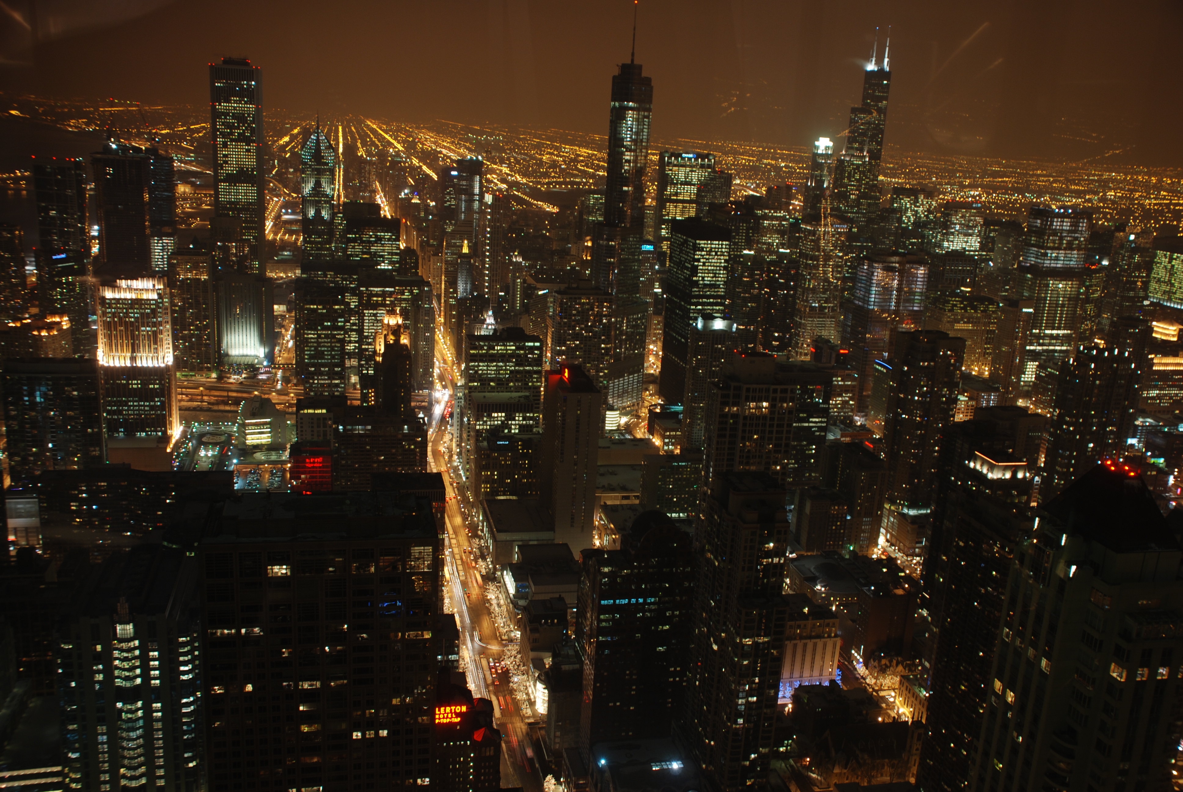 File:Chicago by night.jpg - Wikimedia Commons