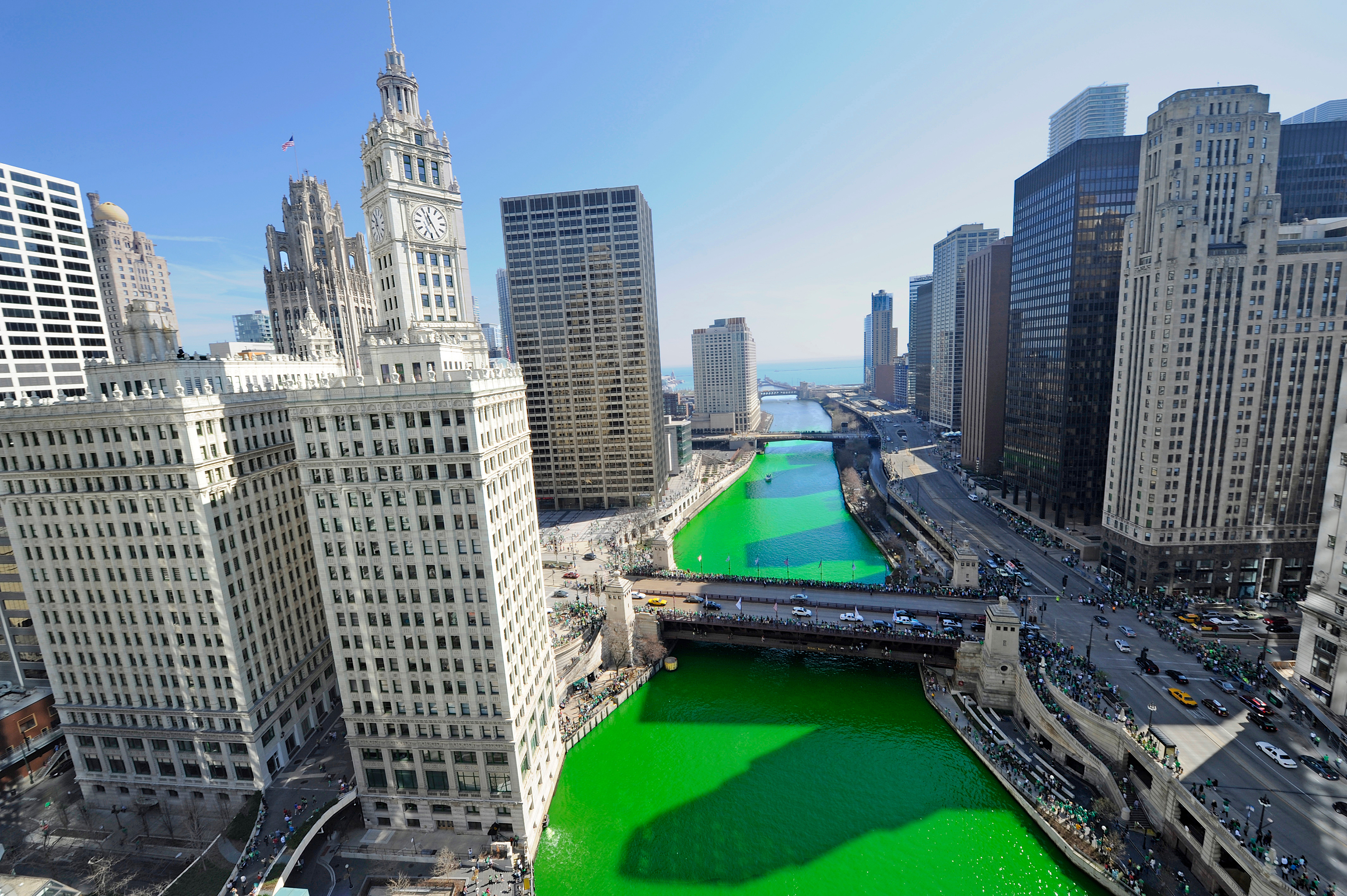The History of Chicago & the Green River