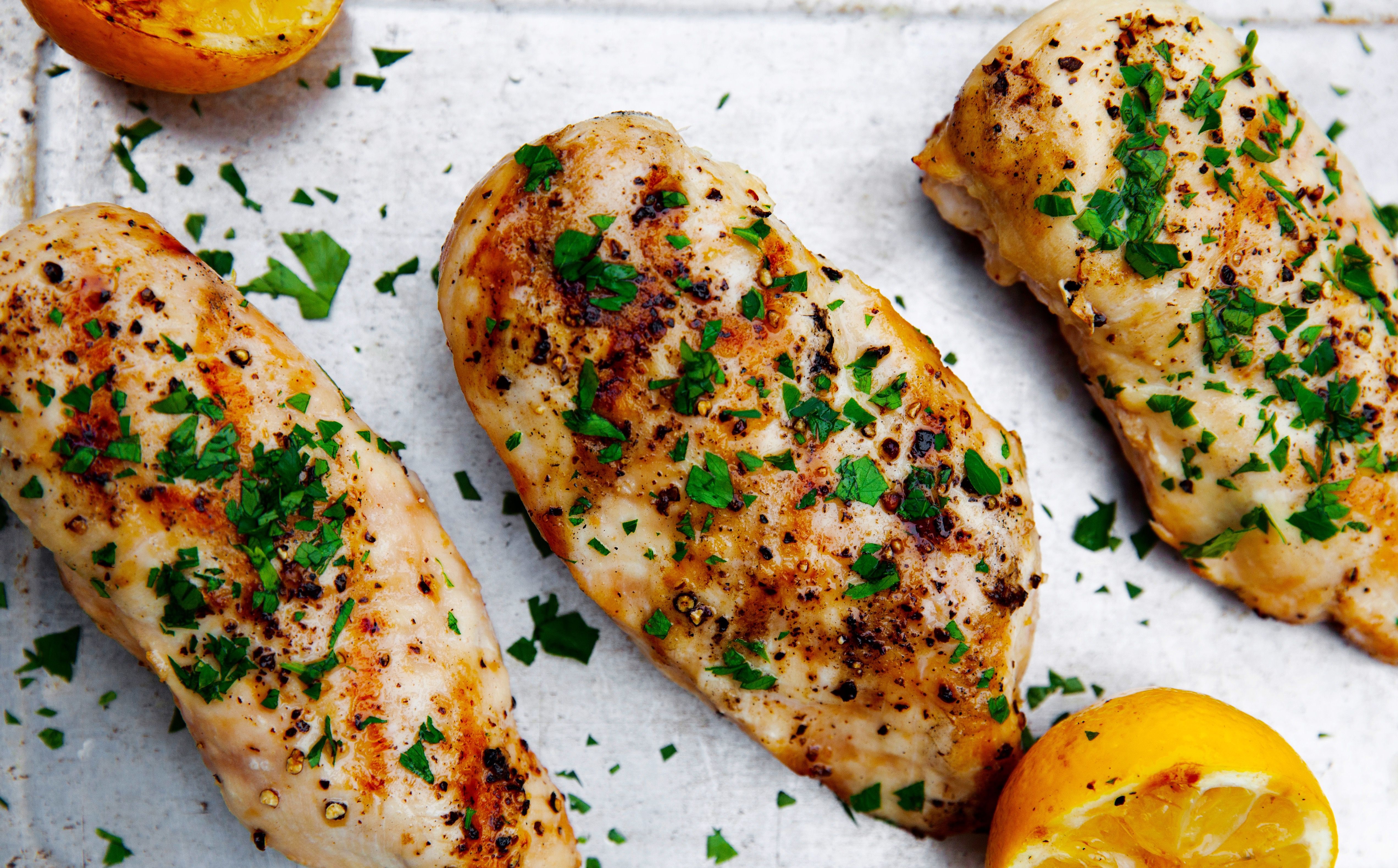 Best Grilled Chicken Breast Recipe - How Long To Grill Chicken ...
