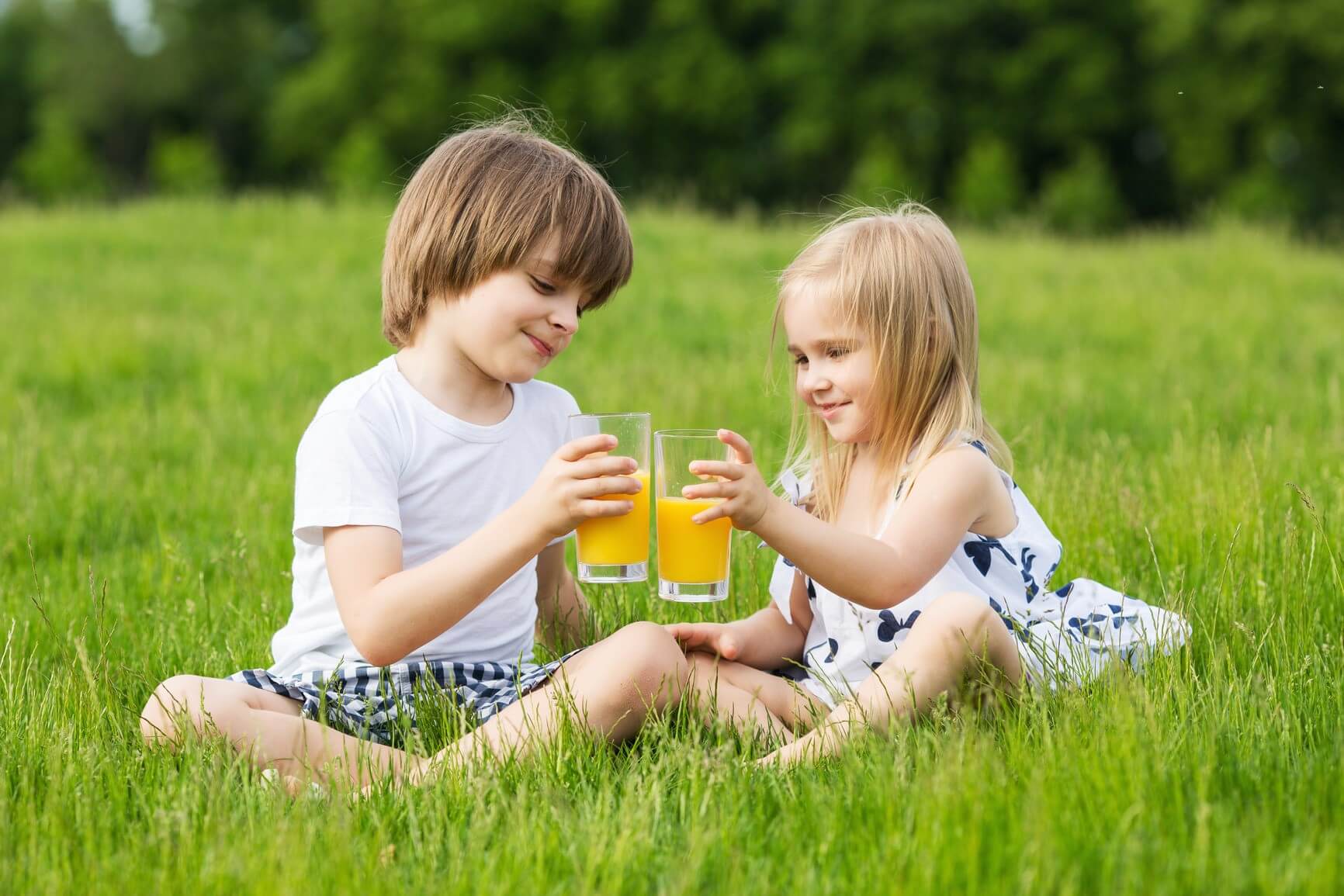 Can Fruit Juice Really Damage your Kids' Teeth? - Southdaviskids