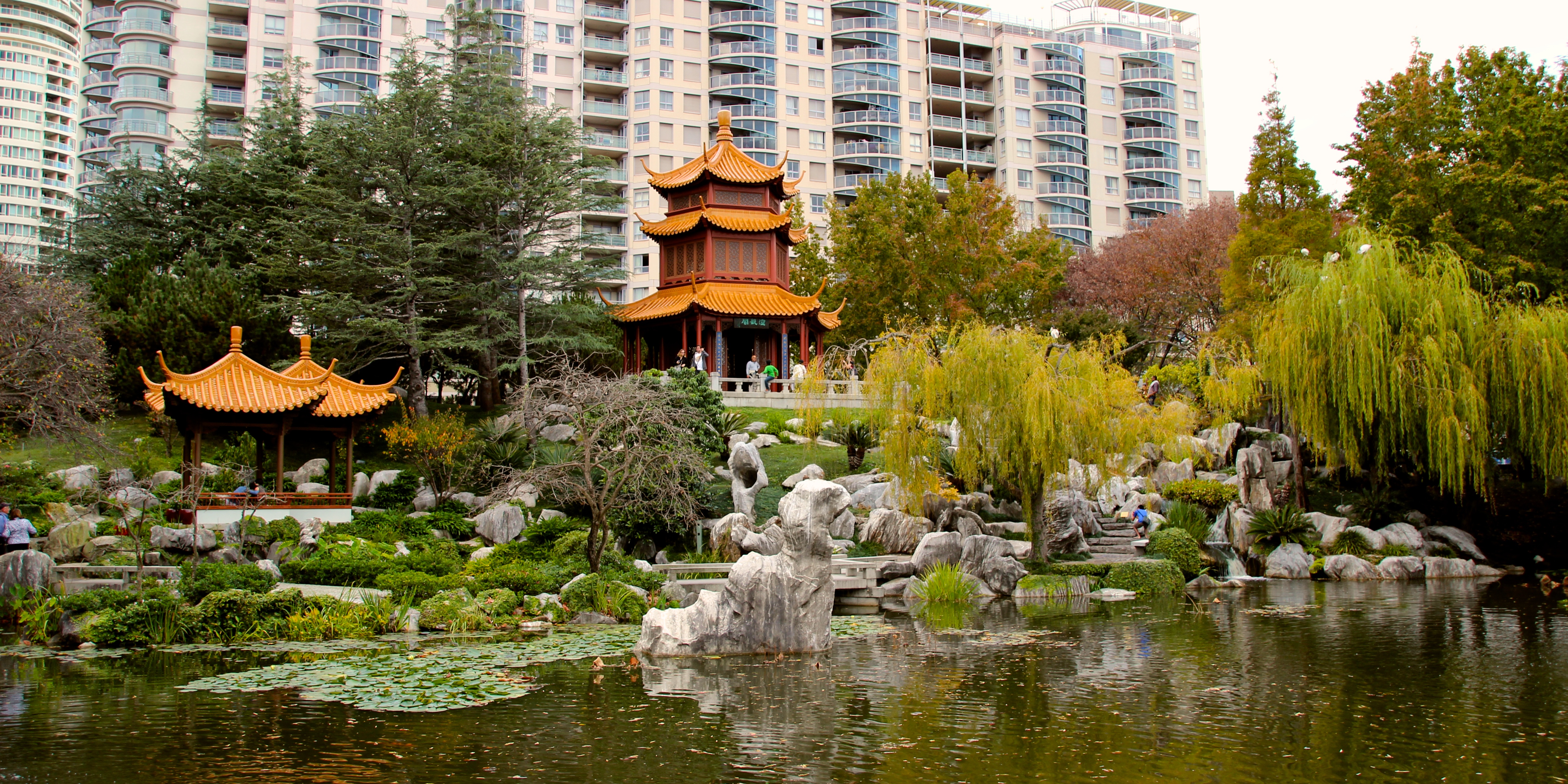 File:Chinese Garden of Friendship (looking back at city).jpg ...