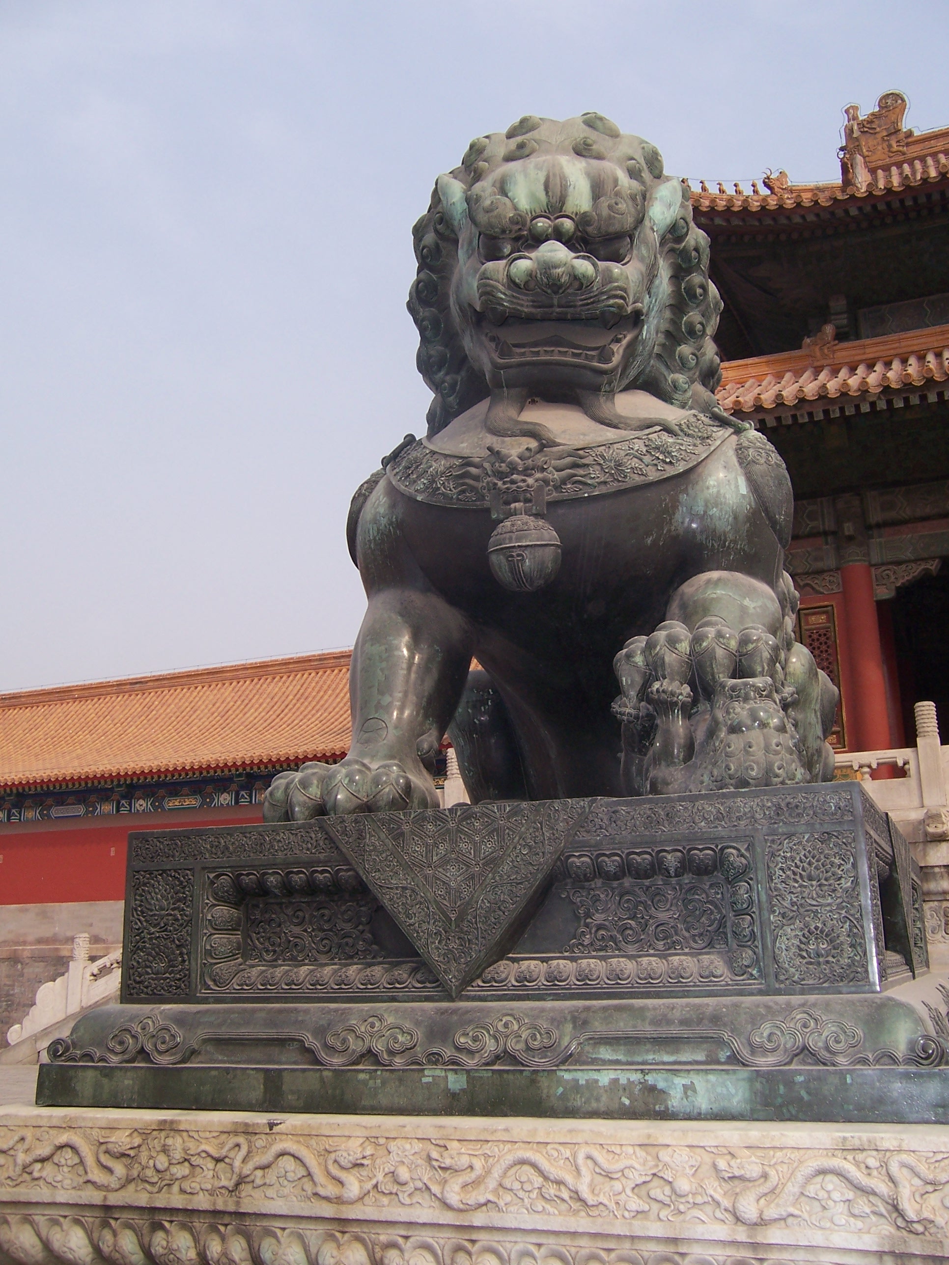 File:China - Imperial Palace 6 - lion statue (124230006).jpg ...