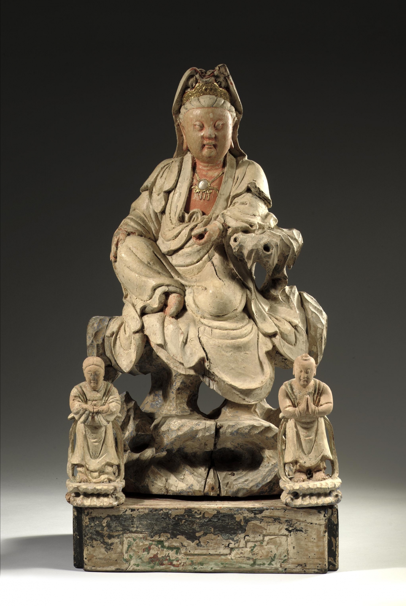 A Chinese polychromed wooden sculpture of Bodhisattva Guanyin, 18th ...