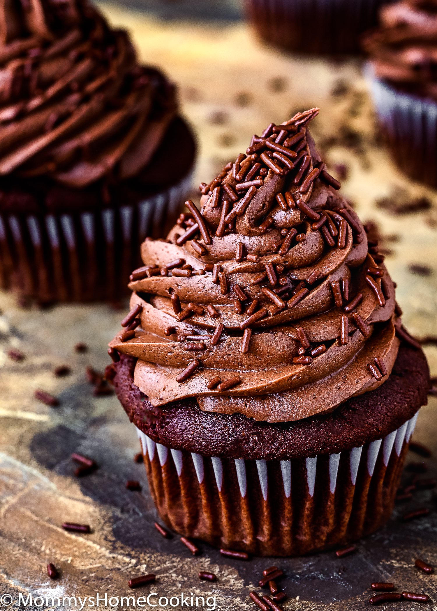Eggless Chocolate Cupcakes - Mommy's Home Cooking