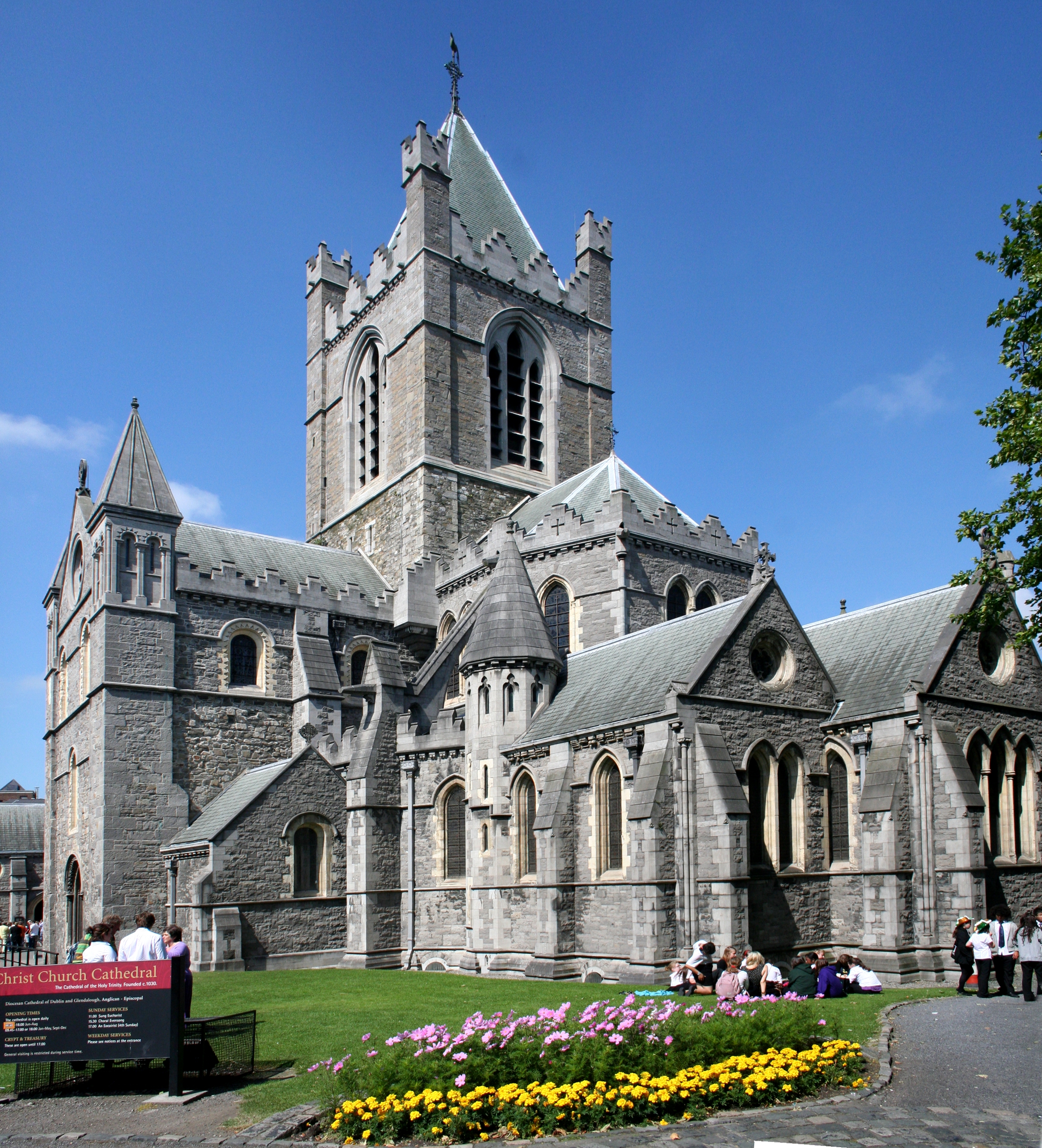 File:Christ Church Cathedral (Dublin).jpg - Wikimedia Commons