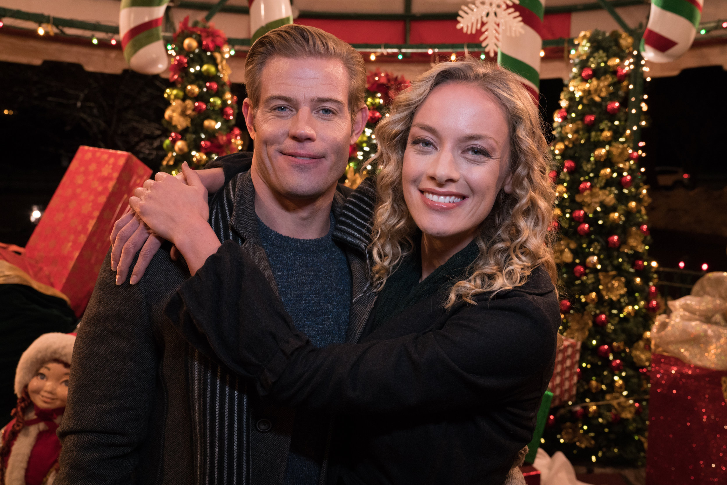 Marry Me at Christmas | Hallmark Channel
