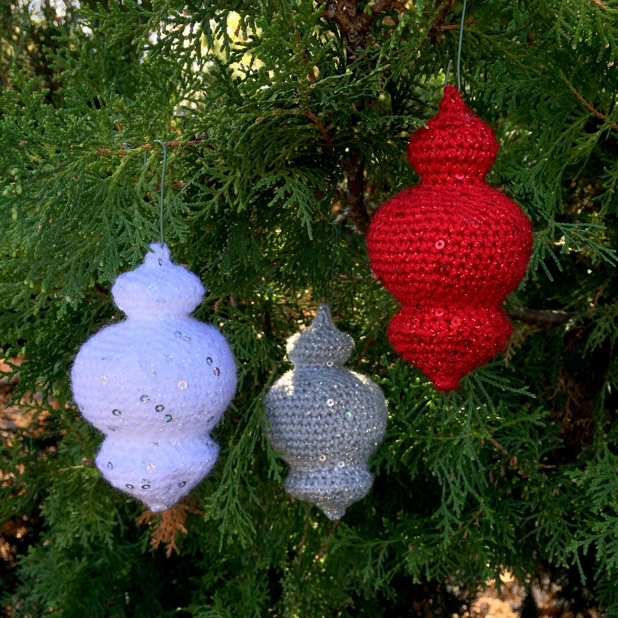 Suvi's Crochet: Finial Ball Christmas Ornament