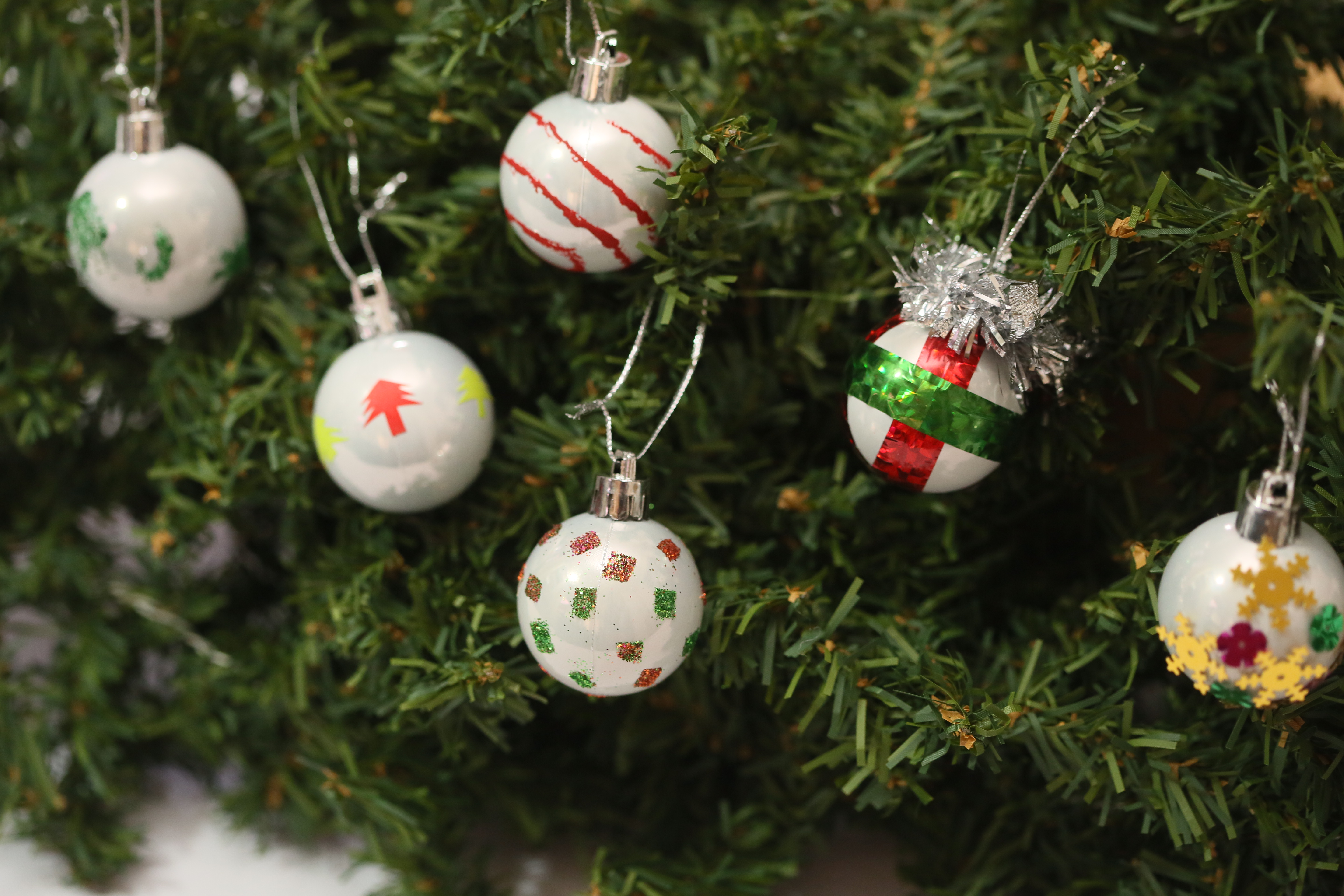 How to Make Christmas Tree Baubles (with Pictures) - wikiHow