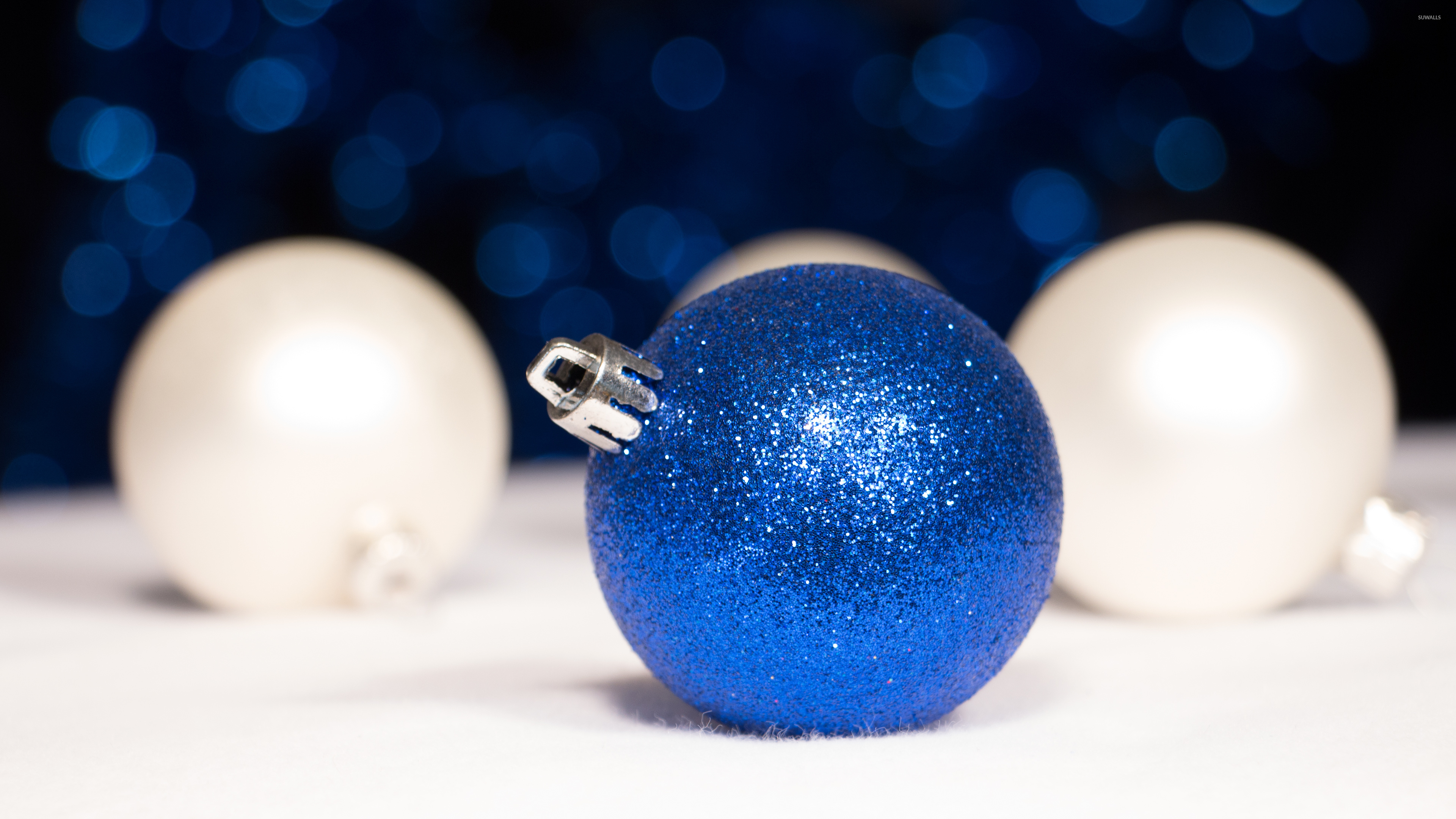 Blue Christmas bauble wallpaper - Holiday wallpapers - #51149