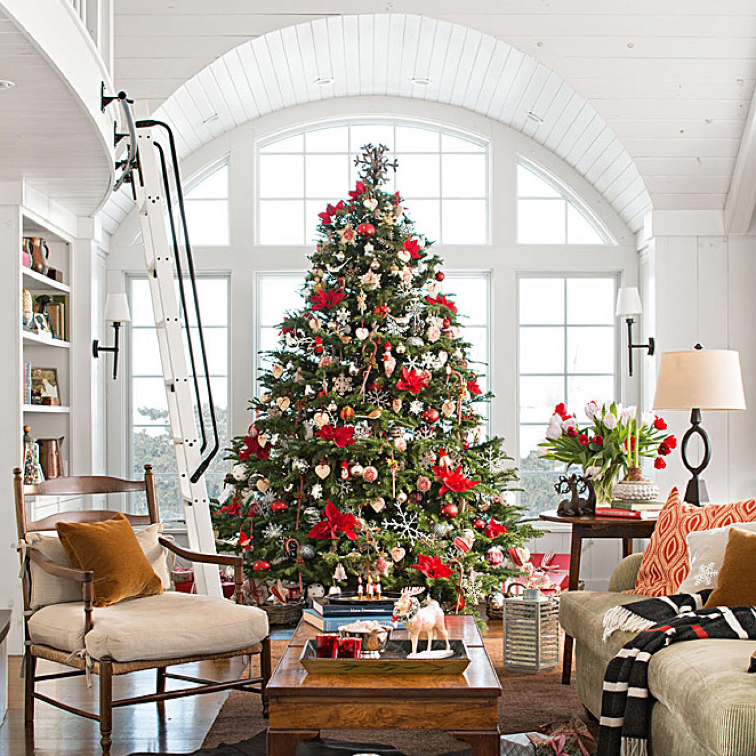 Christmas Decorating | Traditional Home