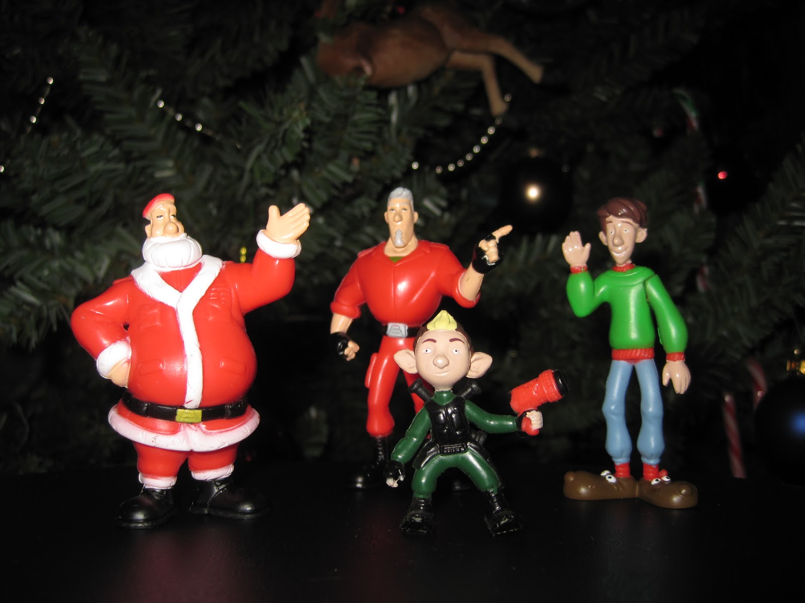 Toy Review: Arthur Christmas Figures