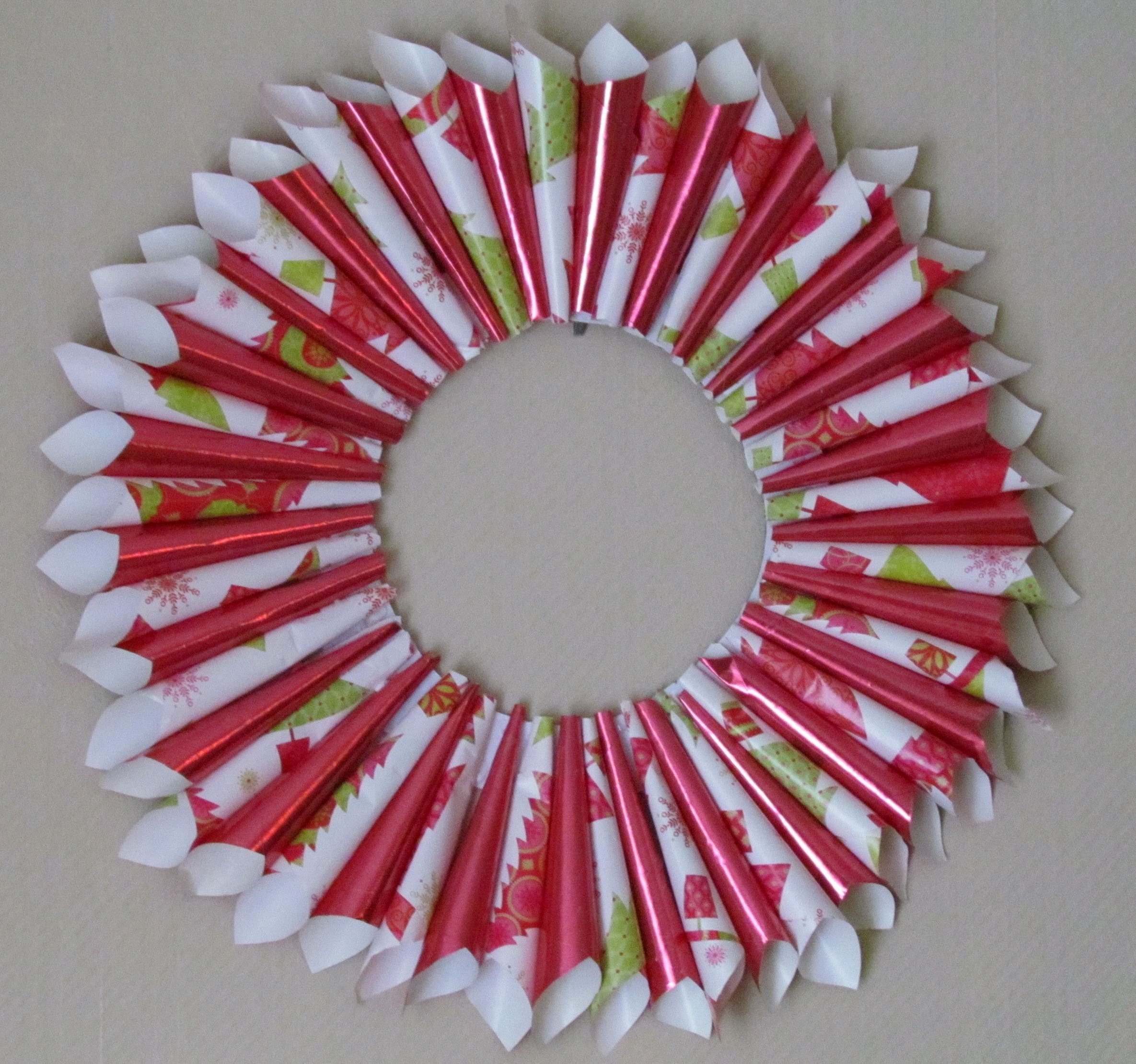DIY Christmas Wreath Holiday Gift Wrap Wreath Arts & Craft #7 - YouTube