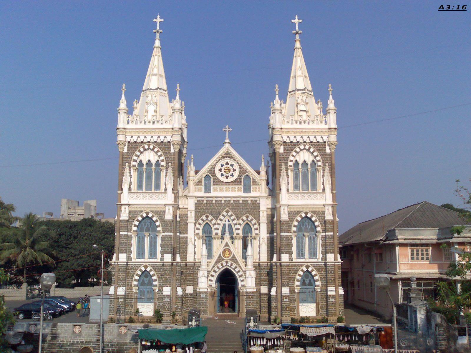Mount Mary Church. Mumbai (Bombay) 74 | ✿ WORLD @ HOLY ⛪ PLACES ...