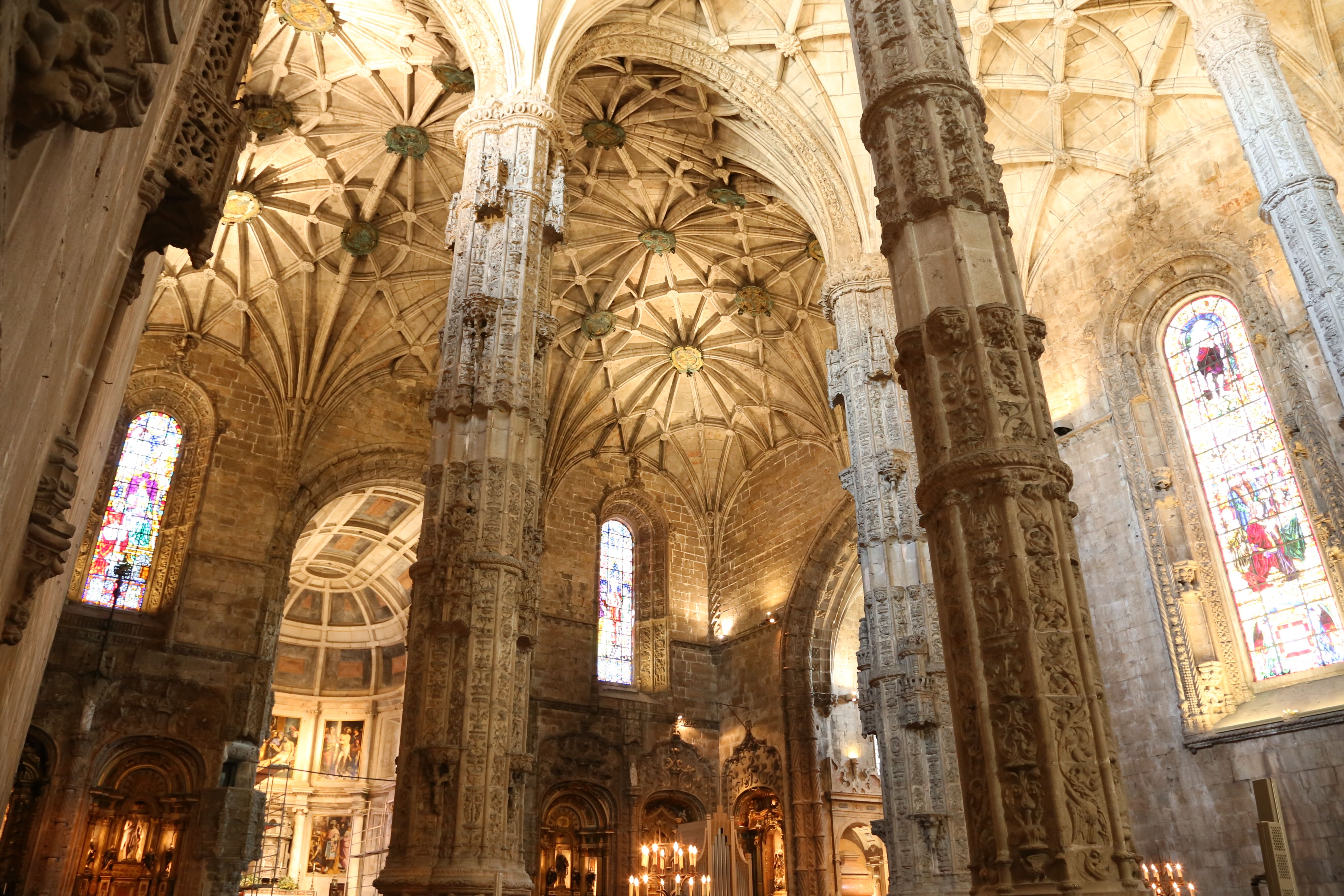 Jerónimos church in Lisbon | Voyages | Pinterest | Churches