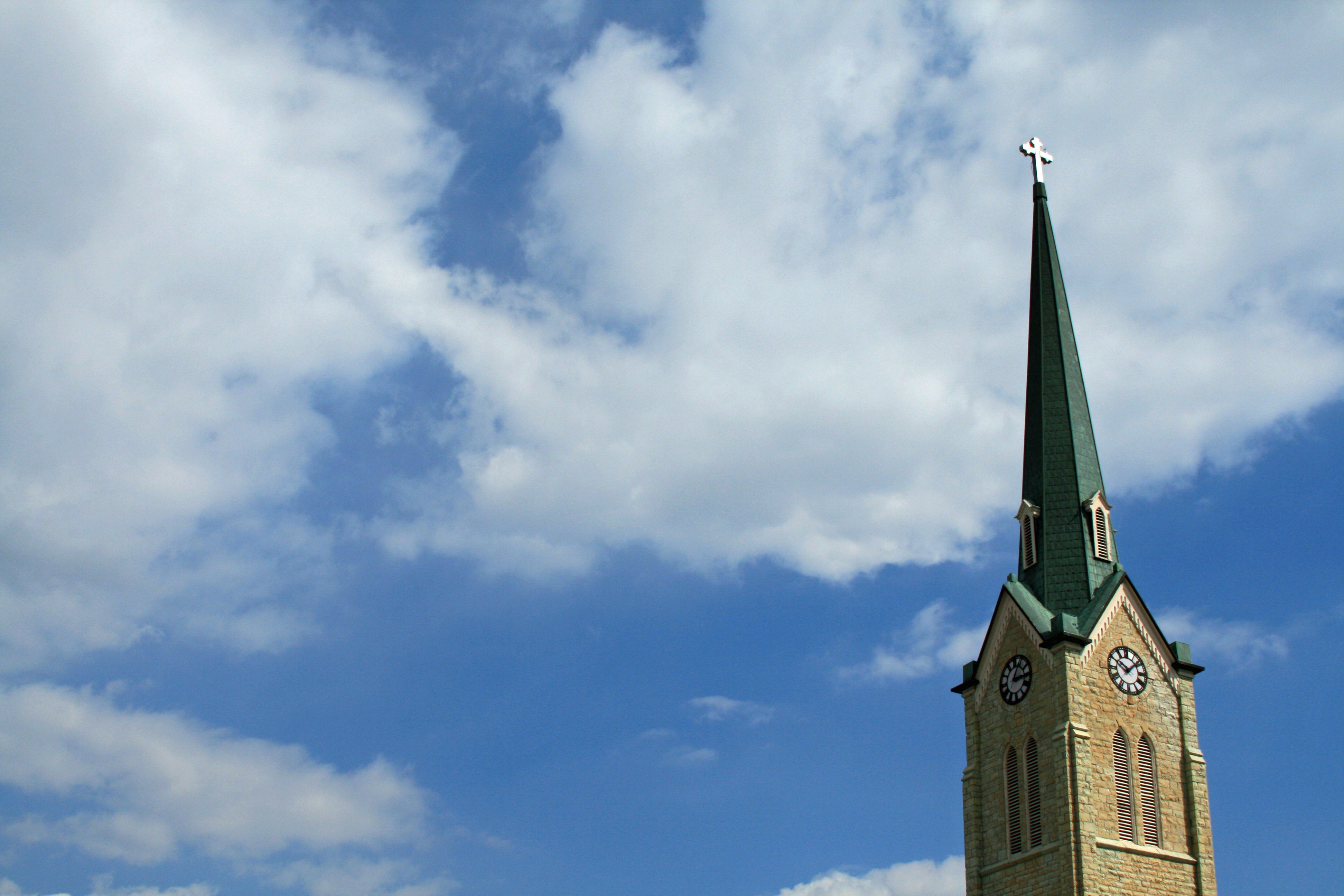 File:Church steeple with clouds.JPG - Wikipedia
