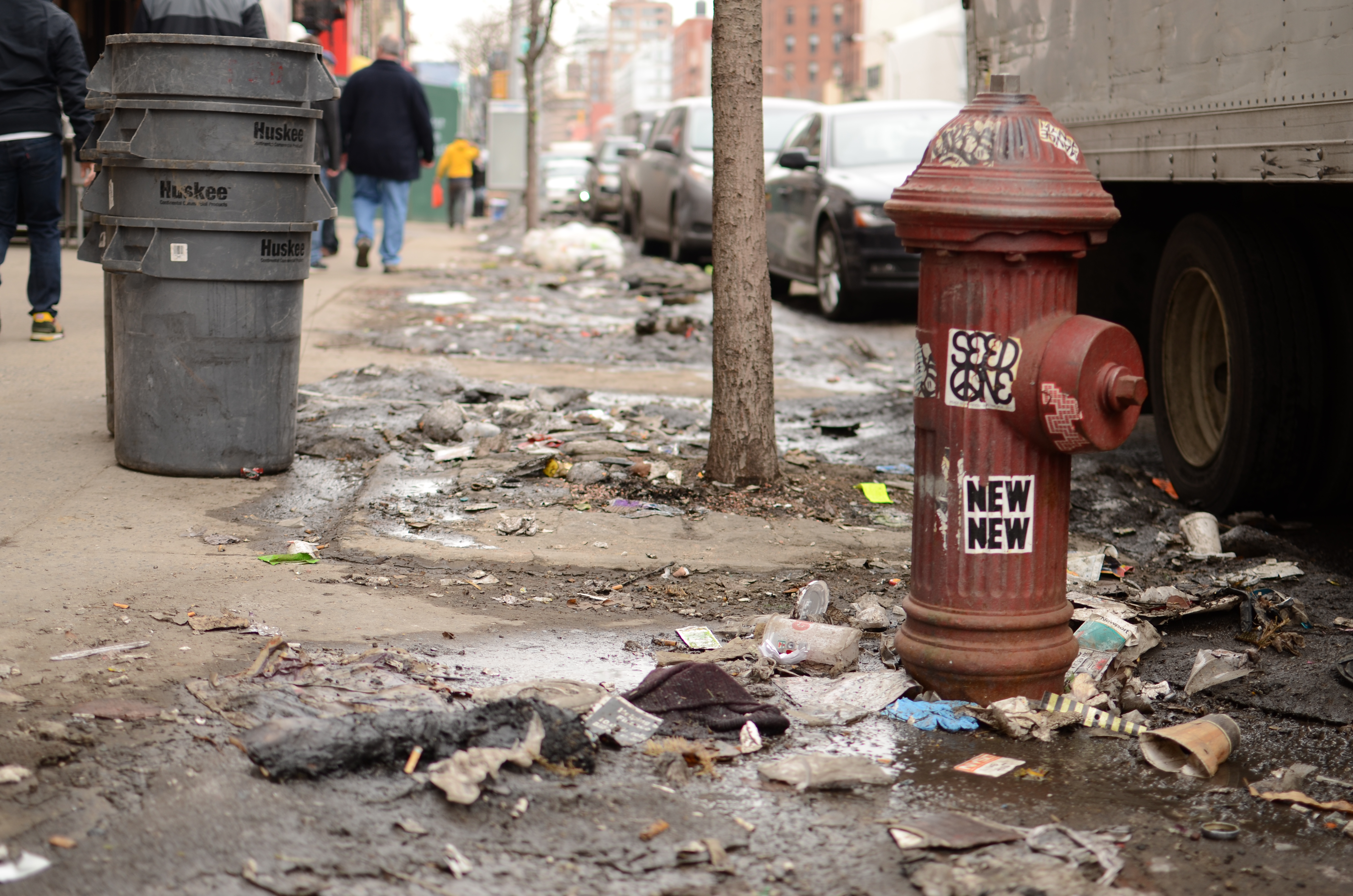 File:Litter New York City.JPG - Wikimedia Commons