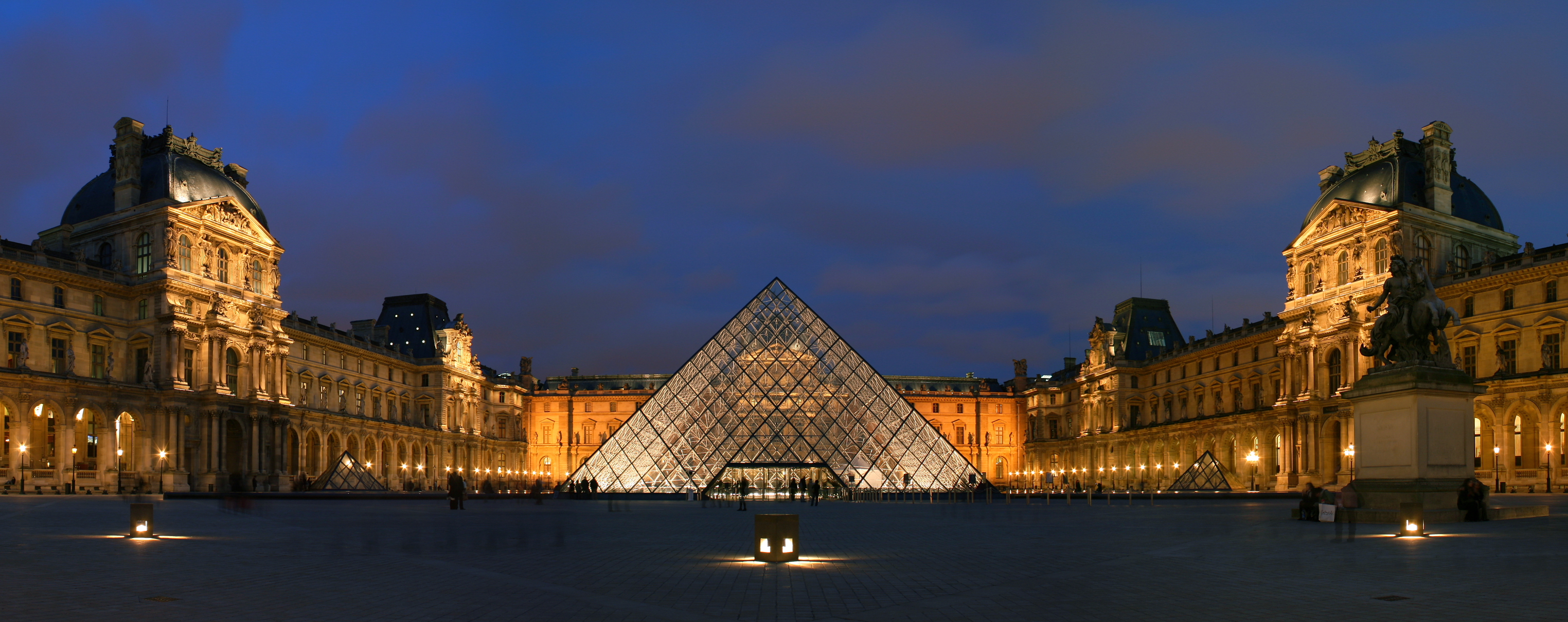 Paris - An Insiders Guide to the City of Lights - Wimdu Blog