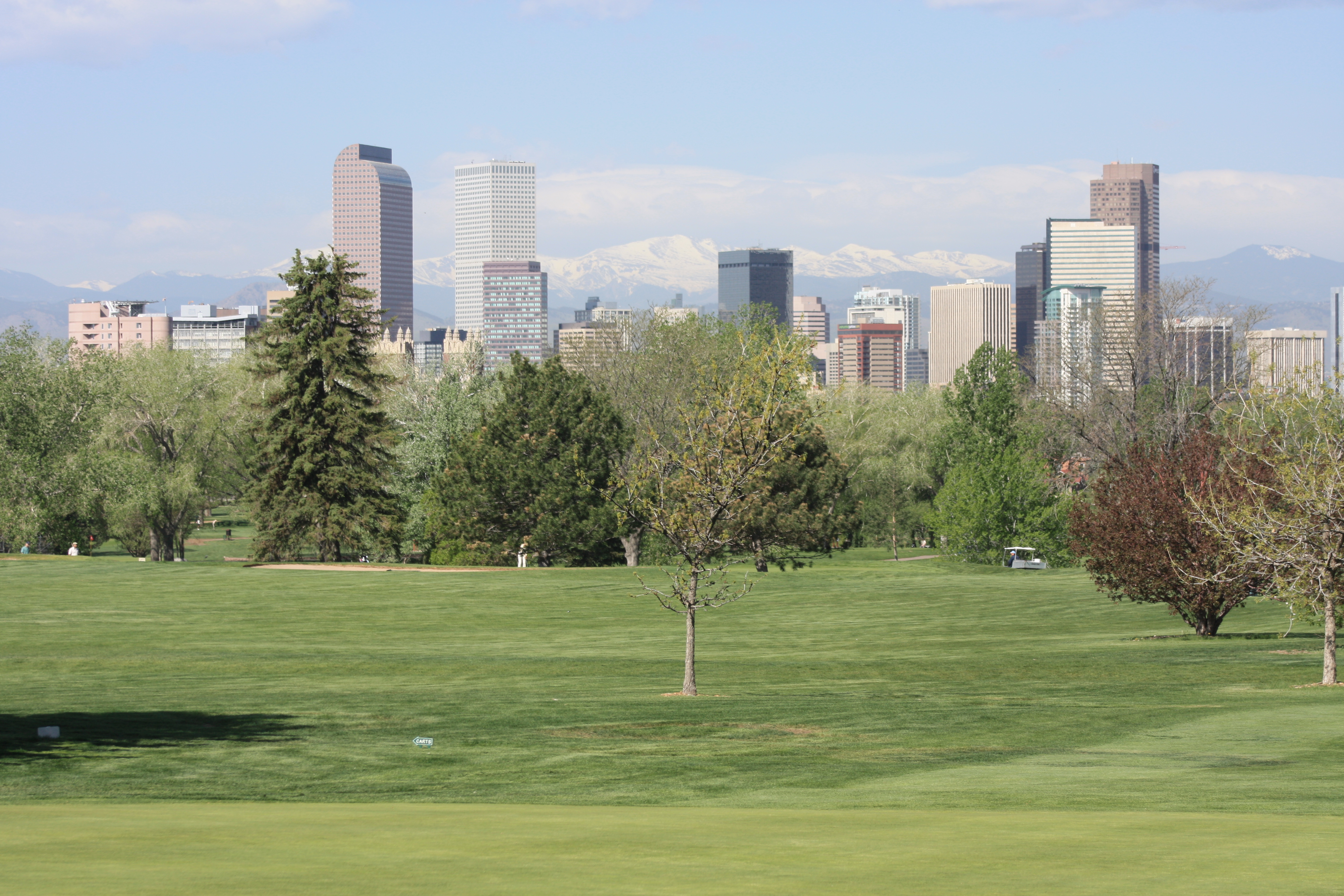 File:Mount Evans and Denver skyline from City Park Golf Course.jpg ...