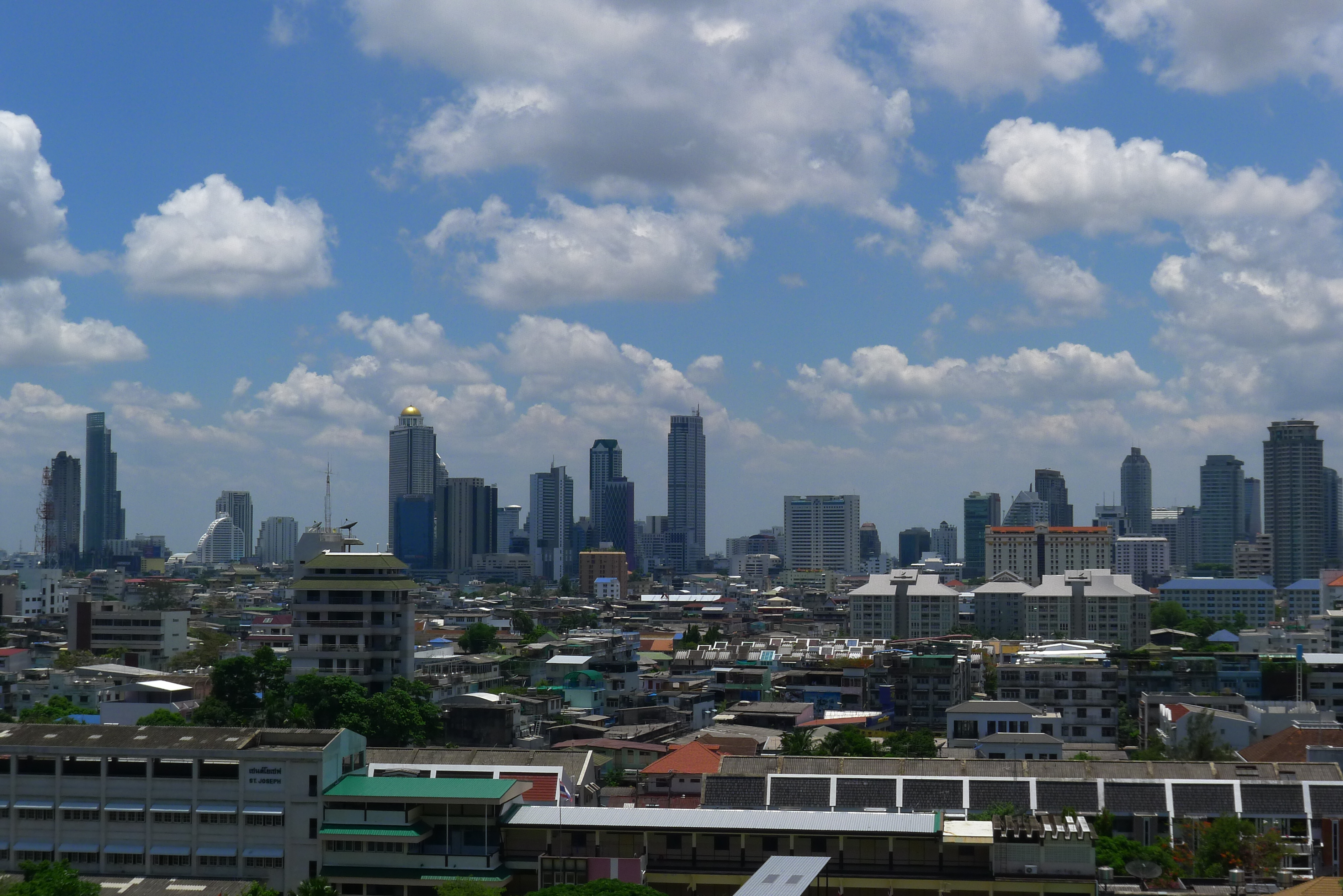 File:Bangkok - City skyline at mid day.JPG - Wikimedia Commons
