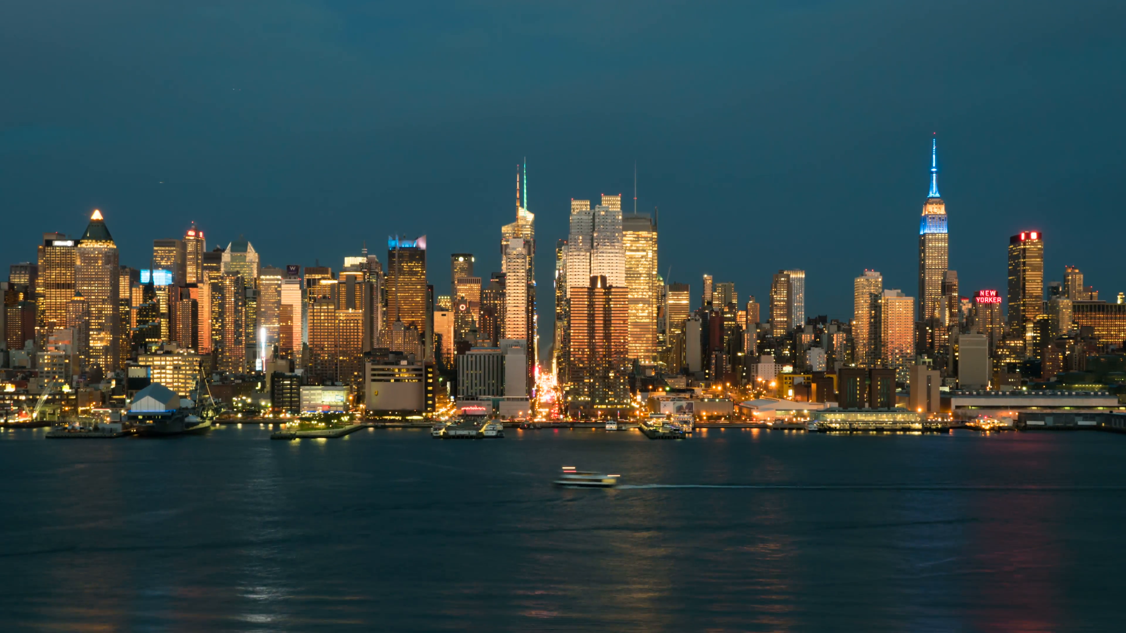 4K New York City Skyline Twilight Timelapse Zoom-in 5b Stock Video ...