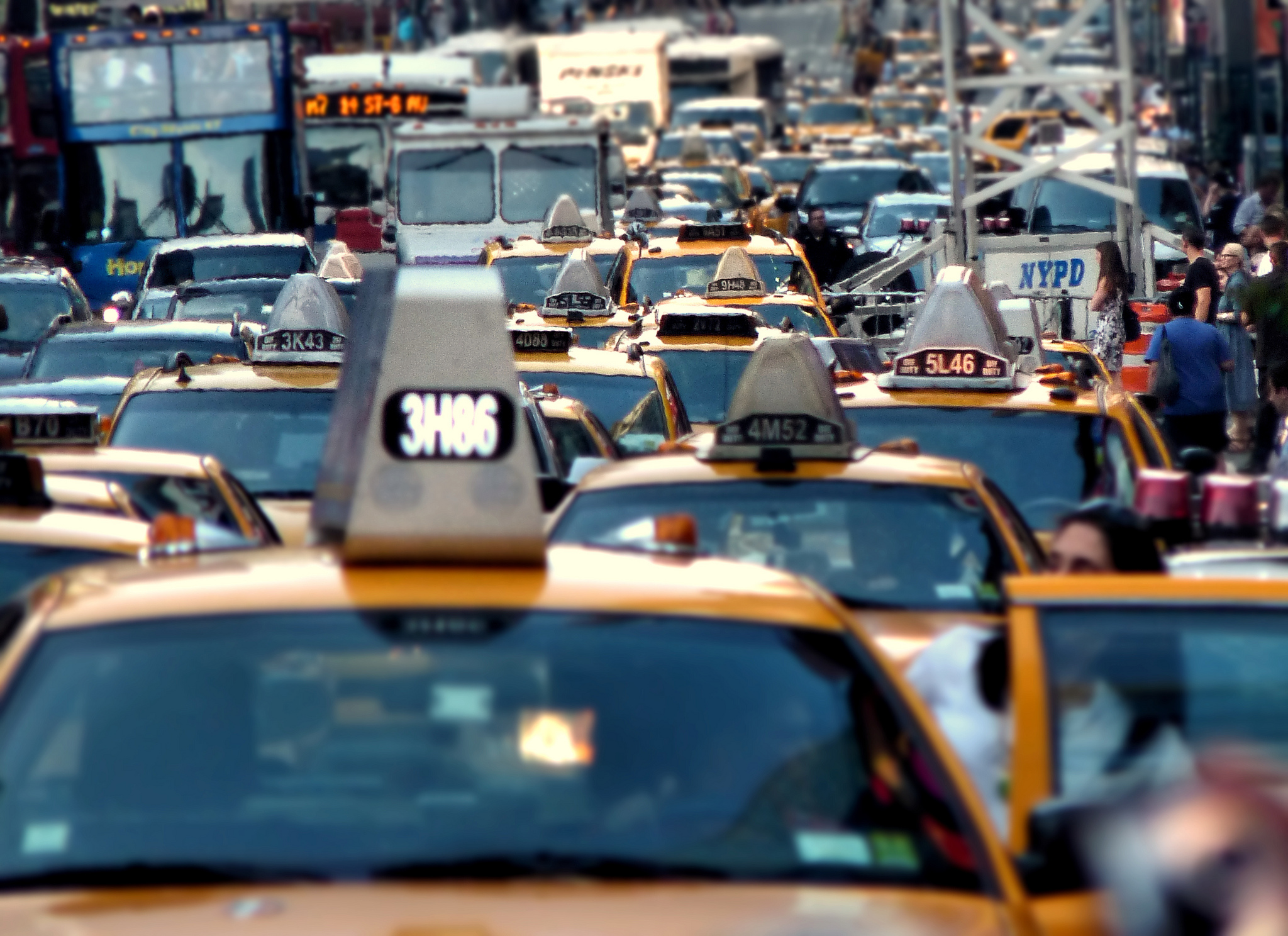 How to Avoid City Traffic Jams Like a Boss - autoevolution