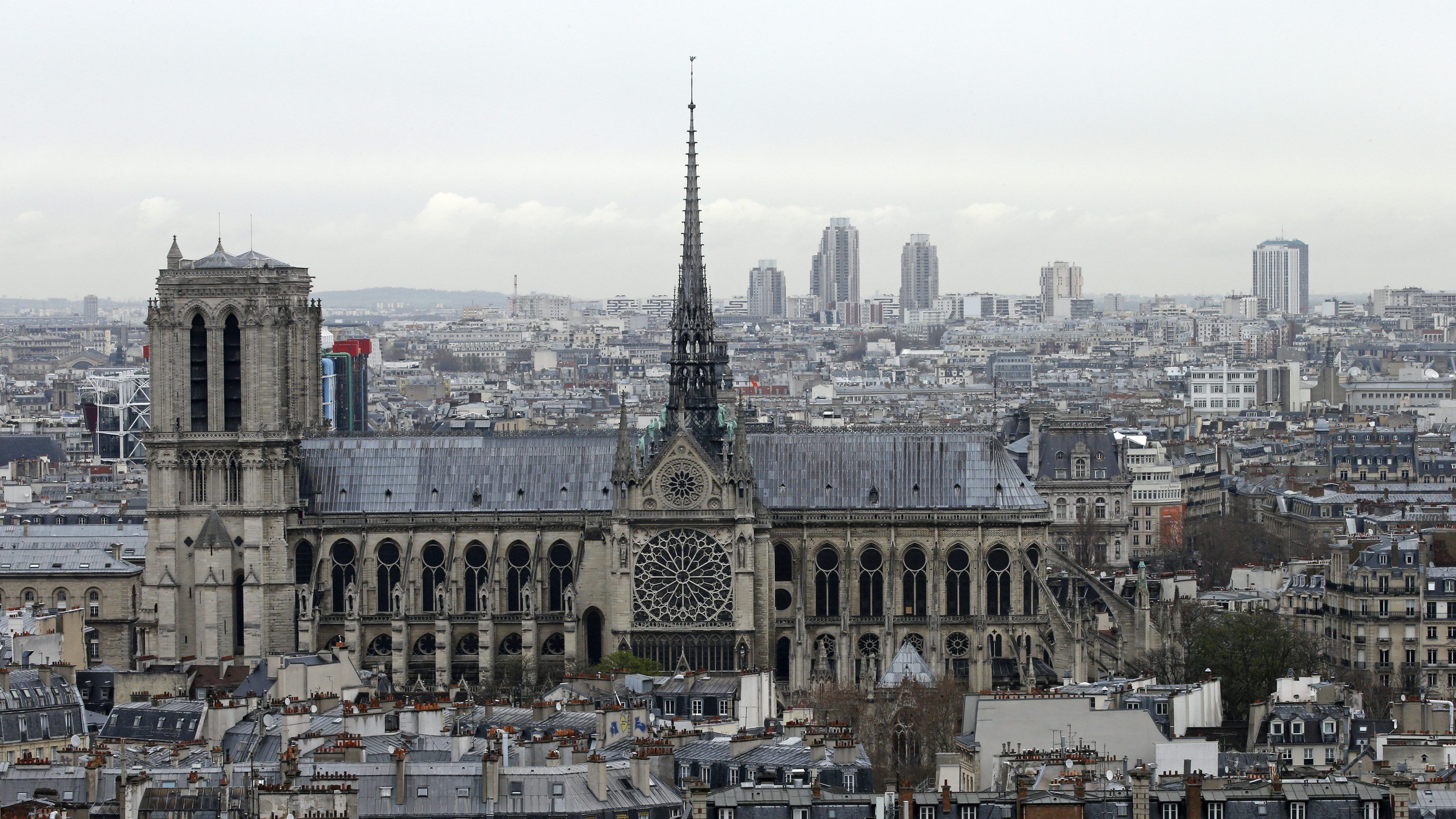 Paris threatens to sue Airbnb over illegal apartment rentals — Quartz