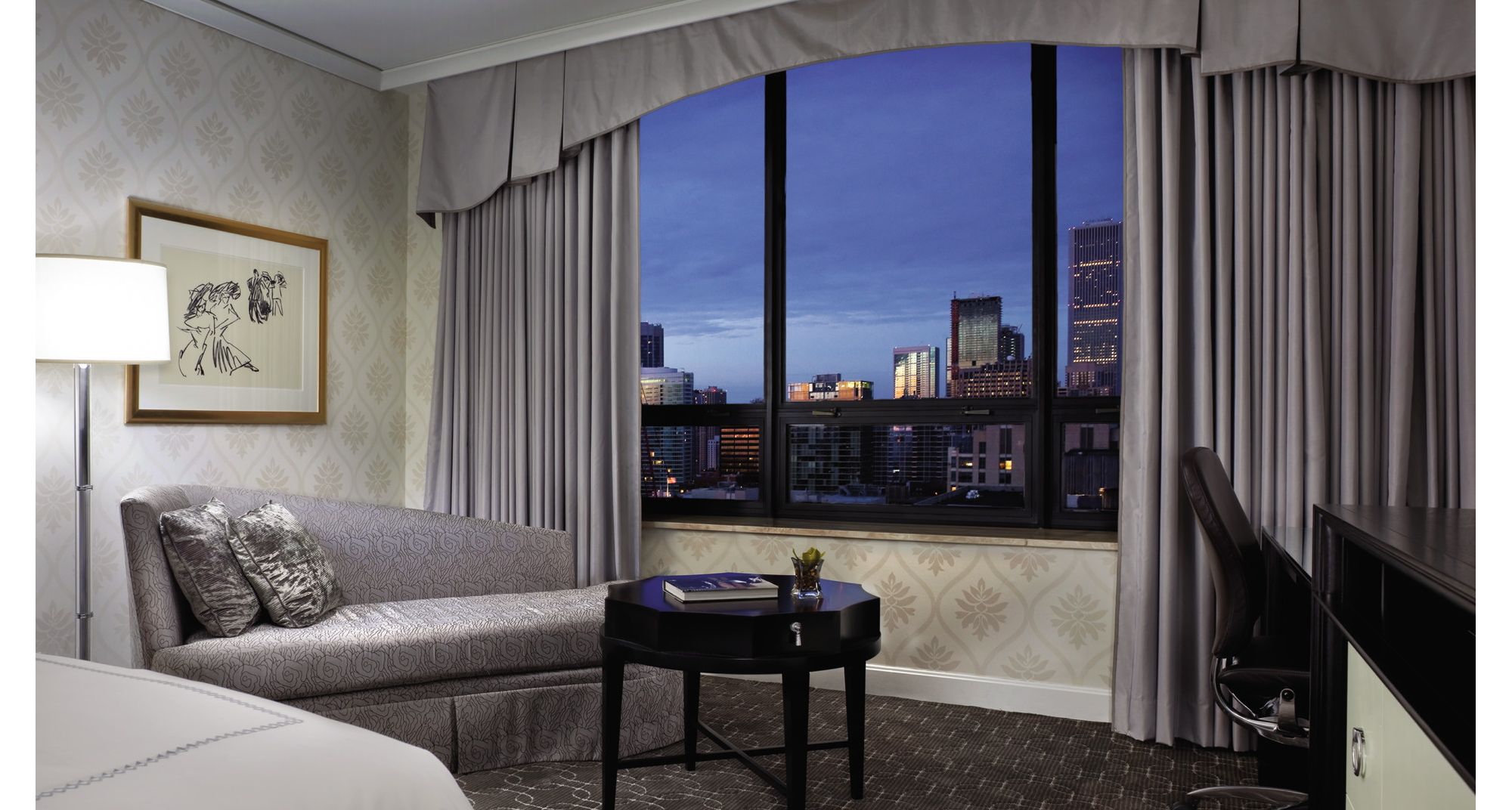 City View Room – Chicago Luxury Hotel | The Ritz-Carlton, Chicago