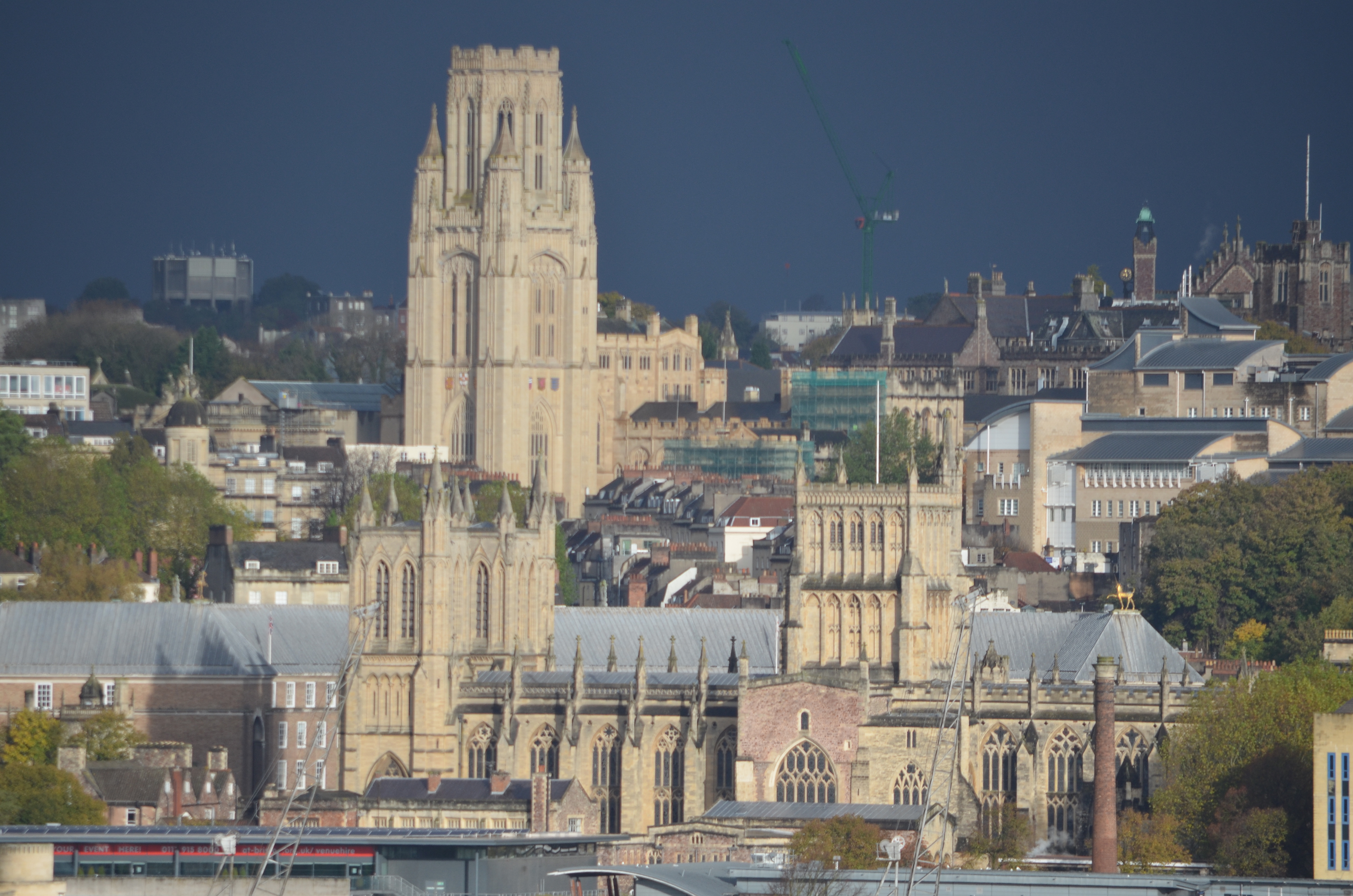 File:Bristol Cityscape 2.jpg - Wikimedia Commons