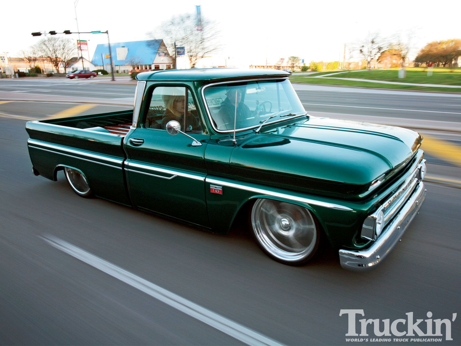 Top 5 Coolest Lifted and Lowered Classic Chevy Trucks