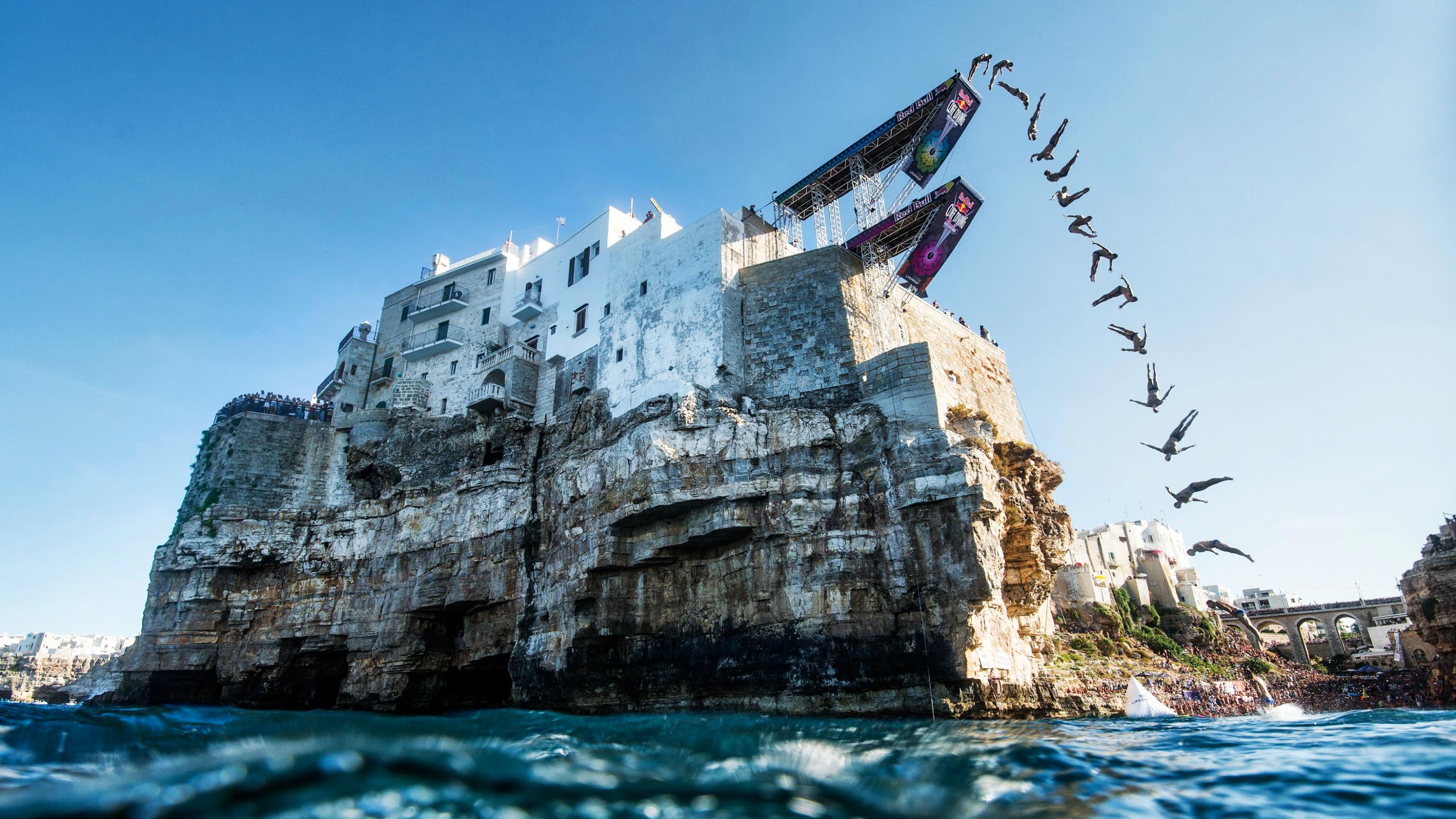 Epic Cliff Diving Off the Italian Coast - Red Bull Cliff Diving ...