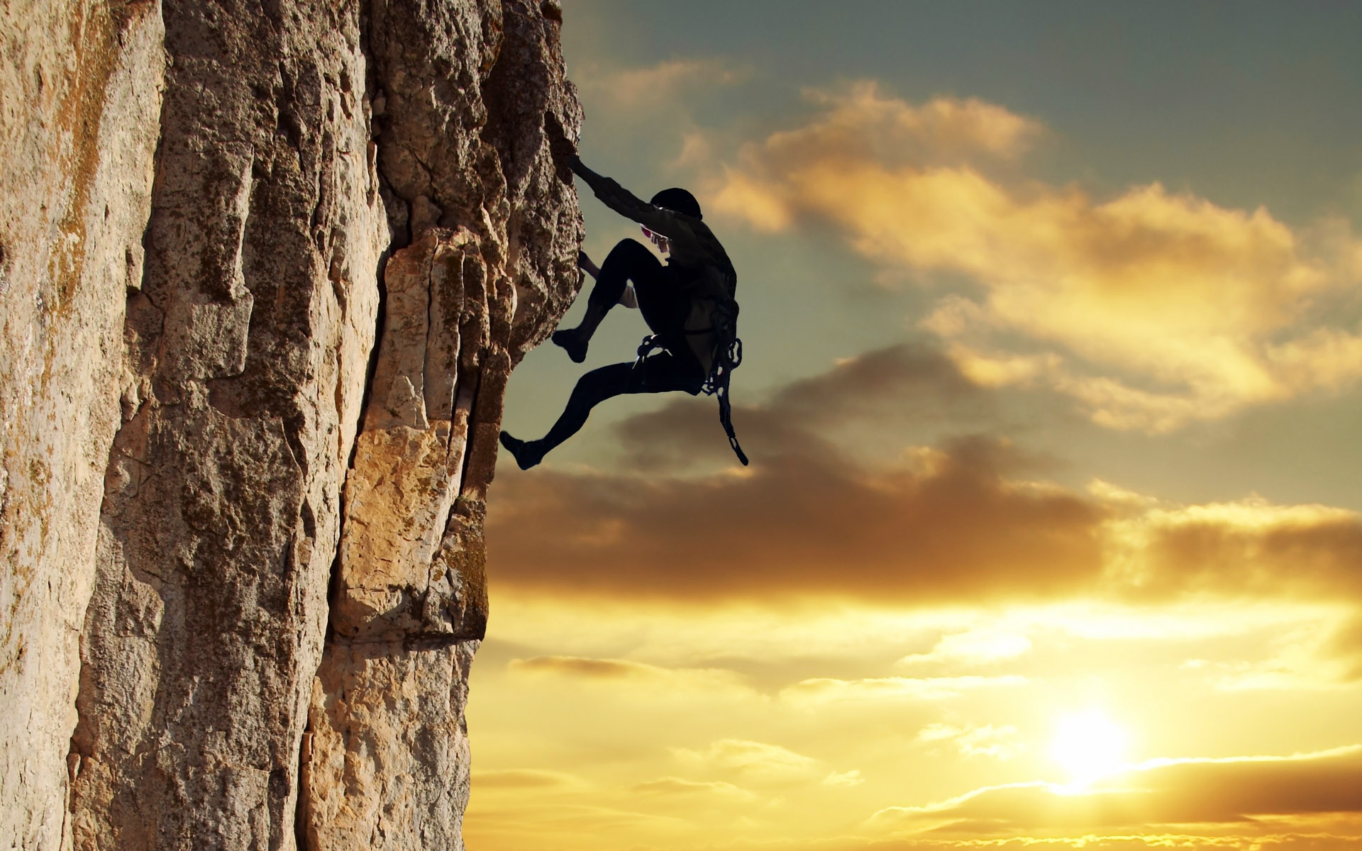 Climber at sunset - WALLPAPERS-HD