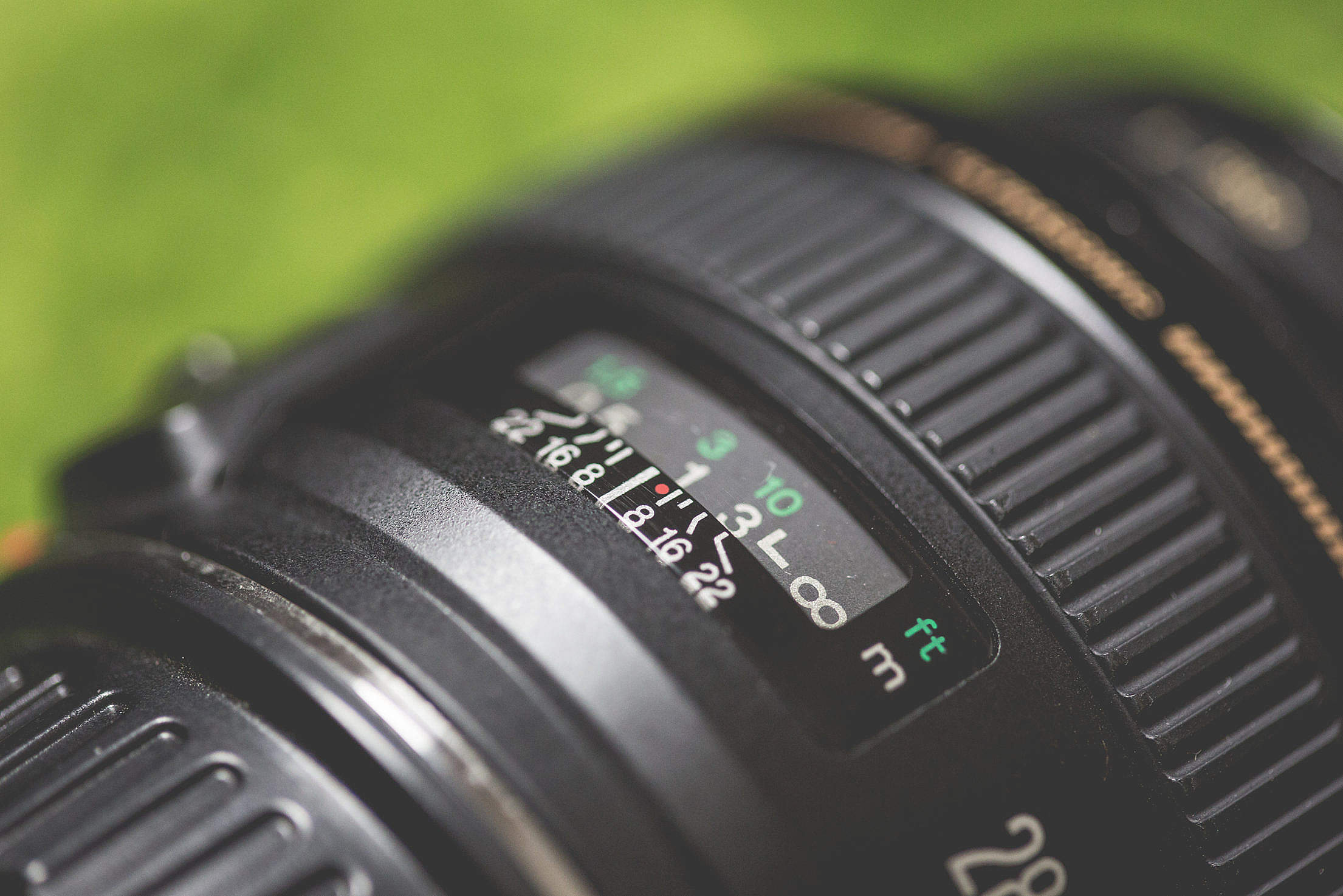 DSLR Camera Lens Macro Close Up Free Stock Photo Download | picjumbo