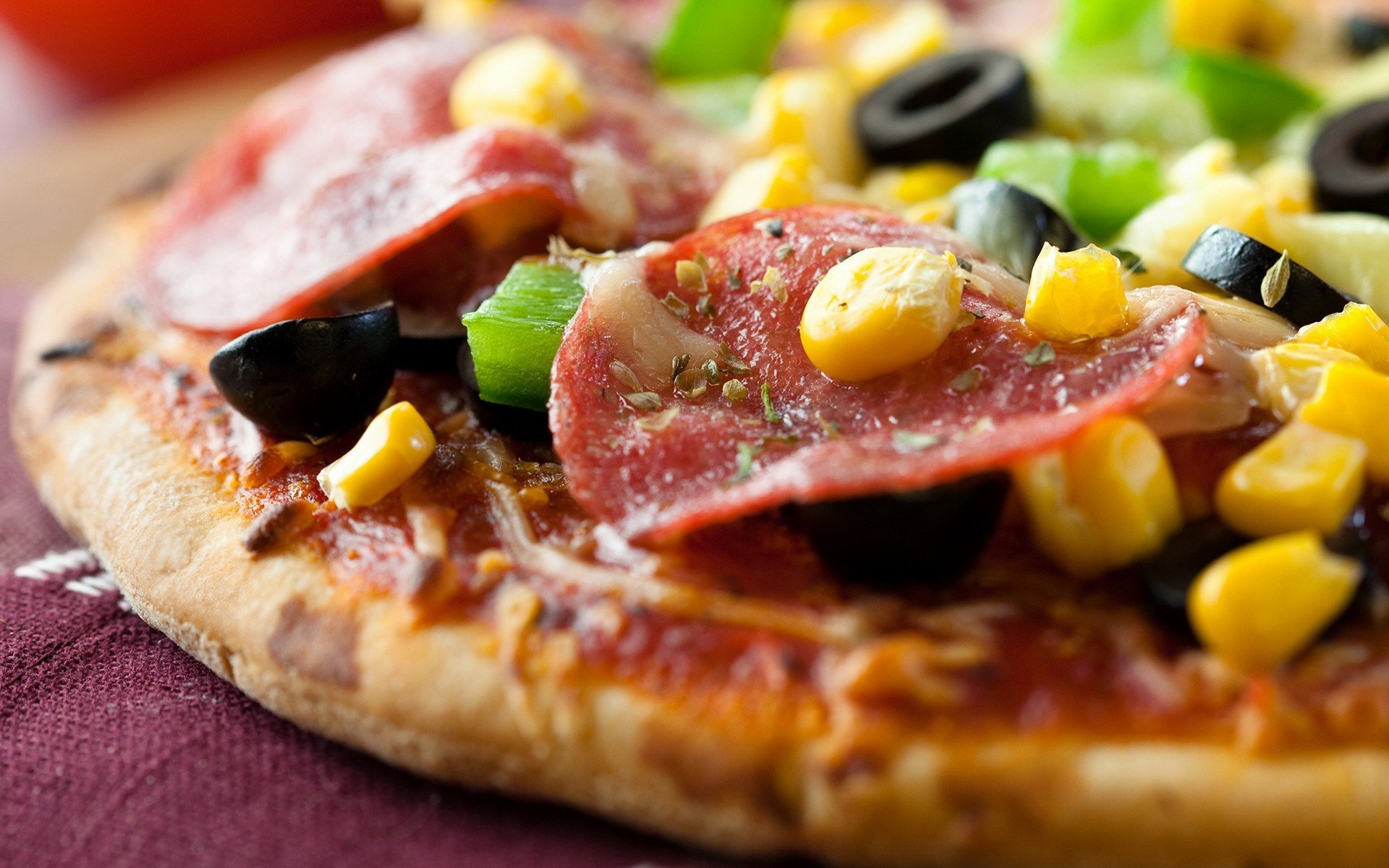 food, Closeup, Pizza HD Wallpapers / Desktop and Mobile Images & Photos
