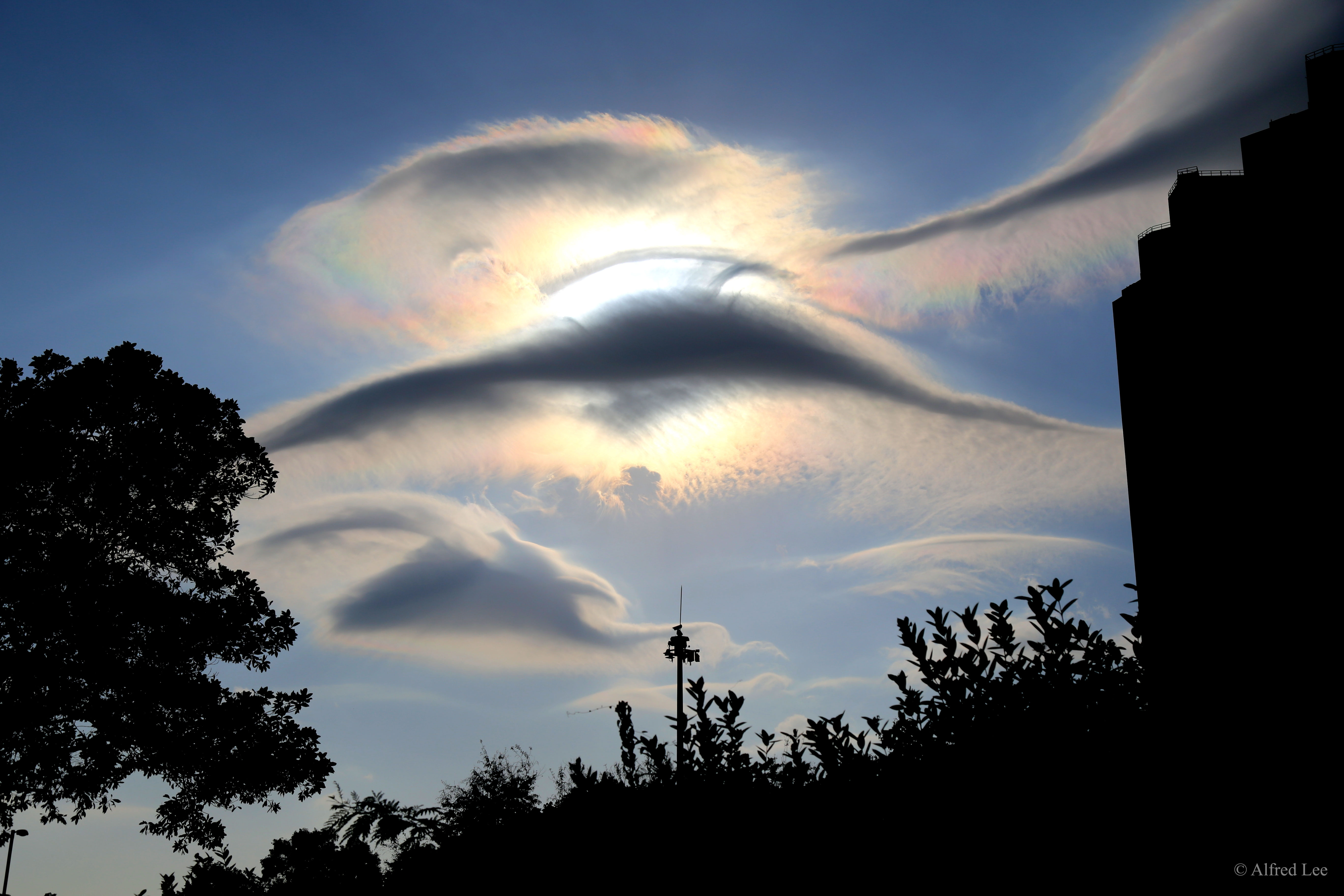 APOD: 2016 March 2 - Unusual Clouds over Hong Kong